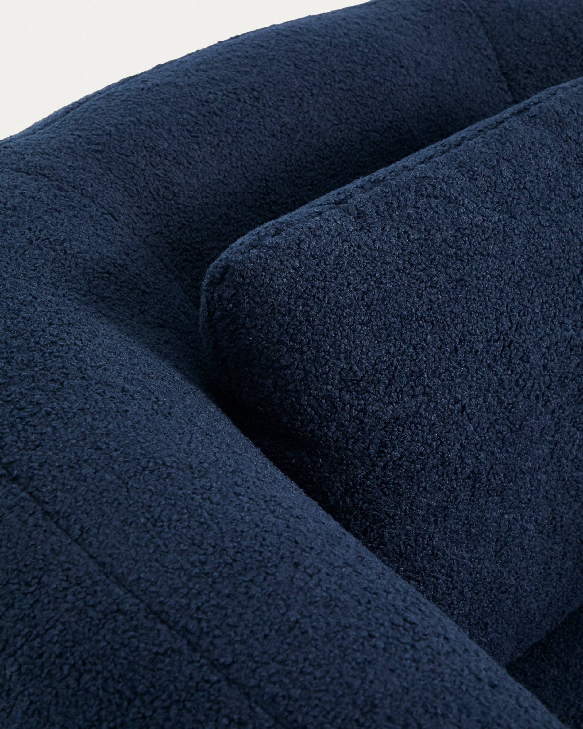 Martina navy blue bouclé swivel armchair with cushion FSC Mix Credit
