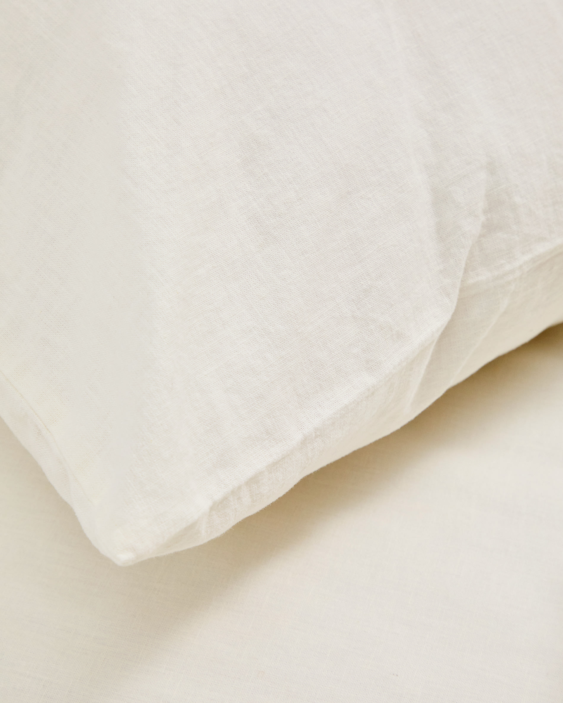 Simmel set of 2 beige linen blend pillow cases 65 x 65cm