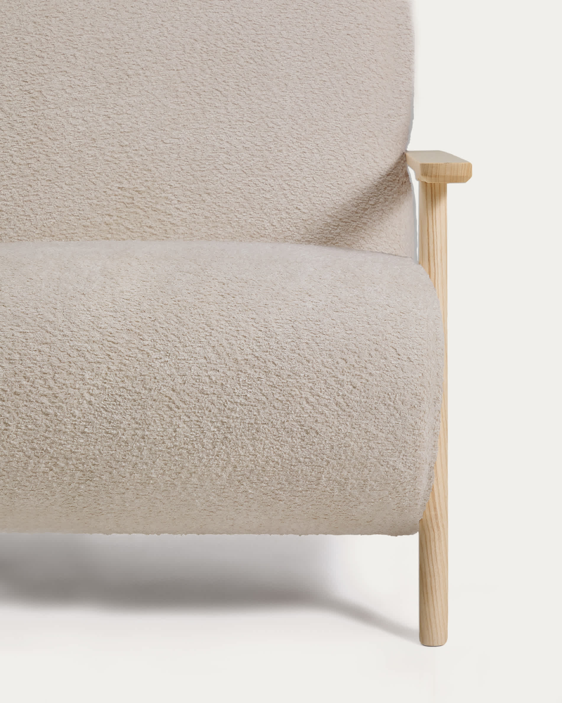 Meghan fire-retardant armchair in beige bouclé and solid ash wood with natural tone finish FSC Mix Credit