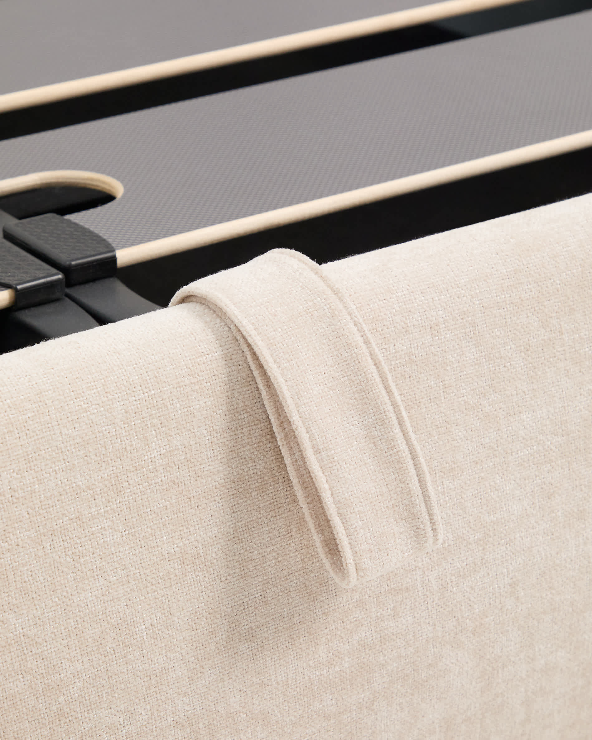 Dafra beige chenille removable-cover bed with ottoman base for 180 x 200 cm mattress