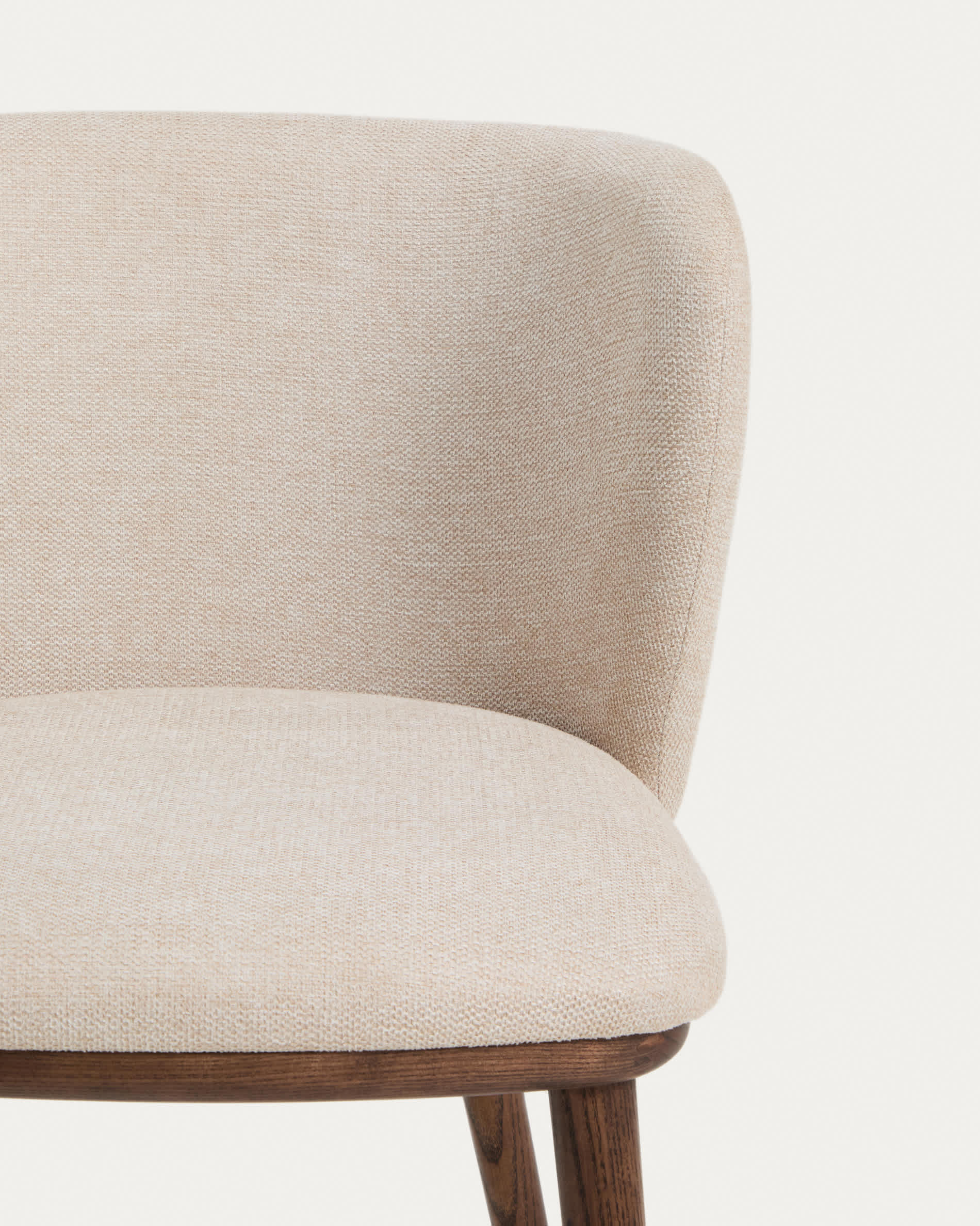 Ciselia beige chenille chair with solid ash wood legs with walnut-coloured finish FSC Mix Credit