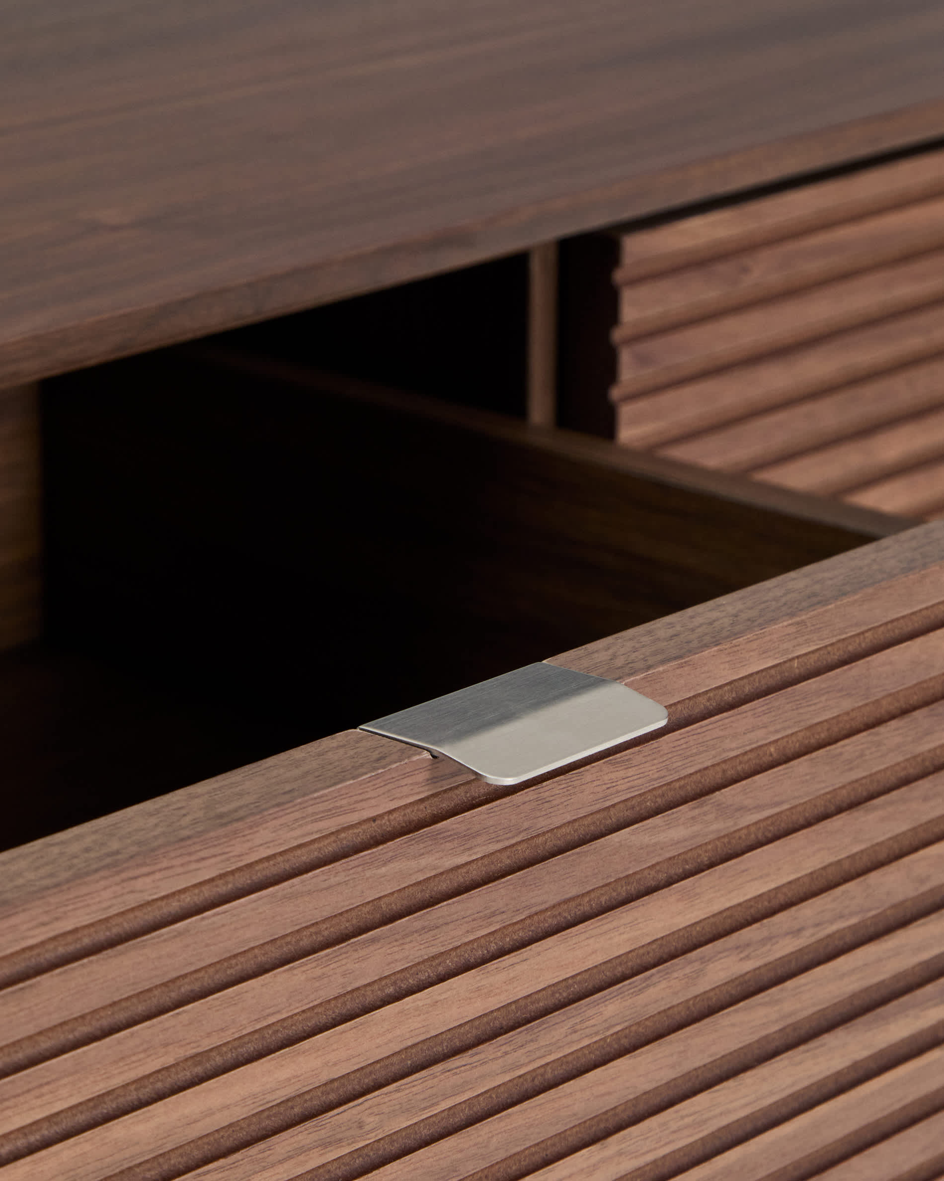 Norlen 6-drawer chest of drawers in walnut veneer FSC Mix Credit 120 x 75 cm