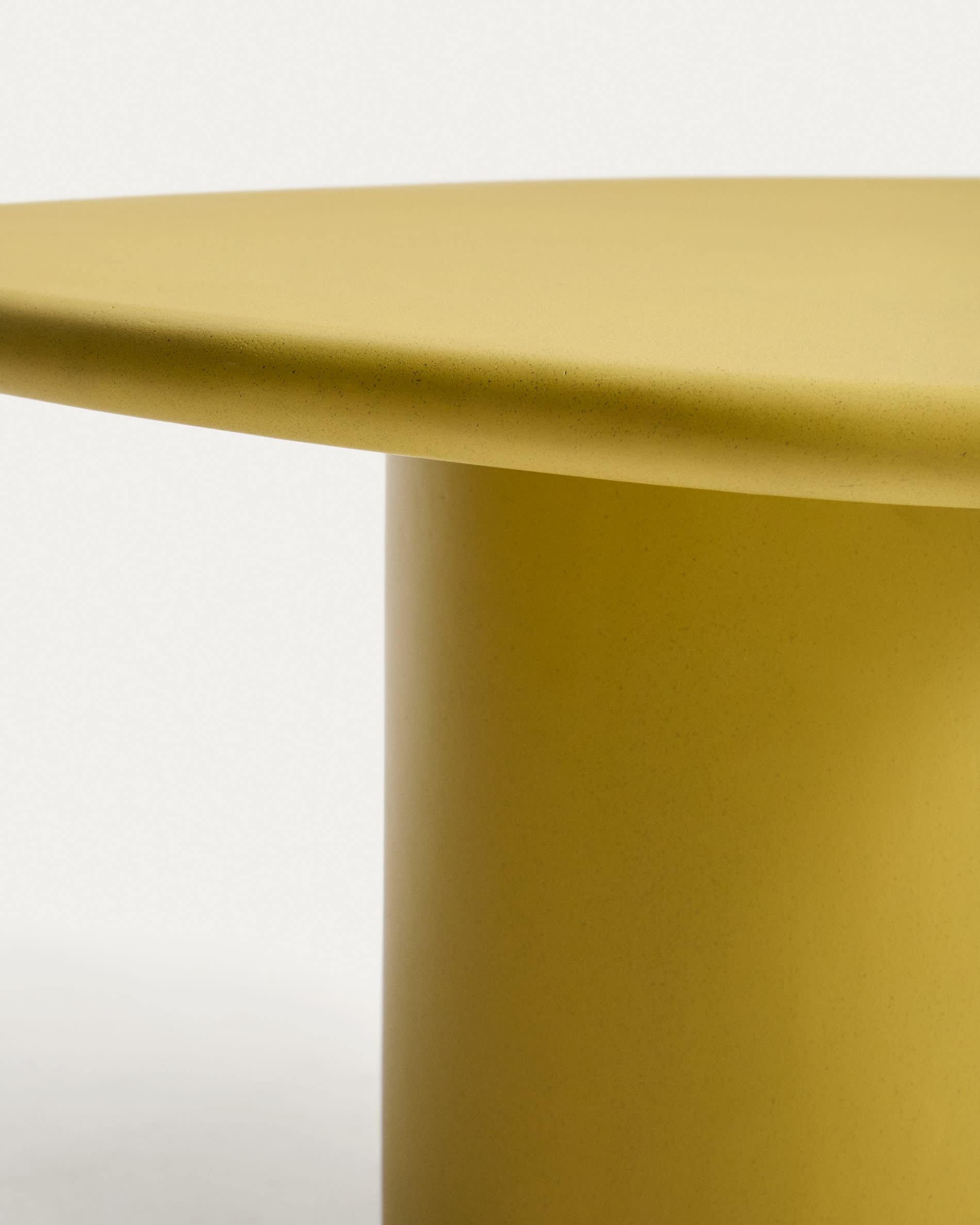 Macarella coffee table in mustard concrete 83 x 77cm