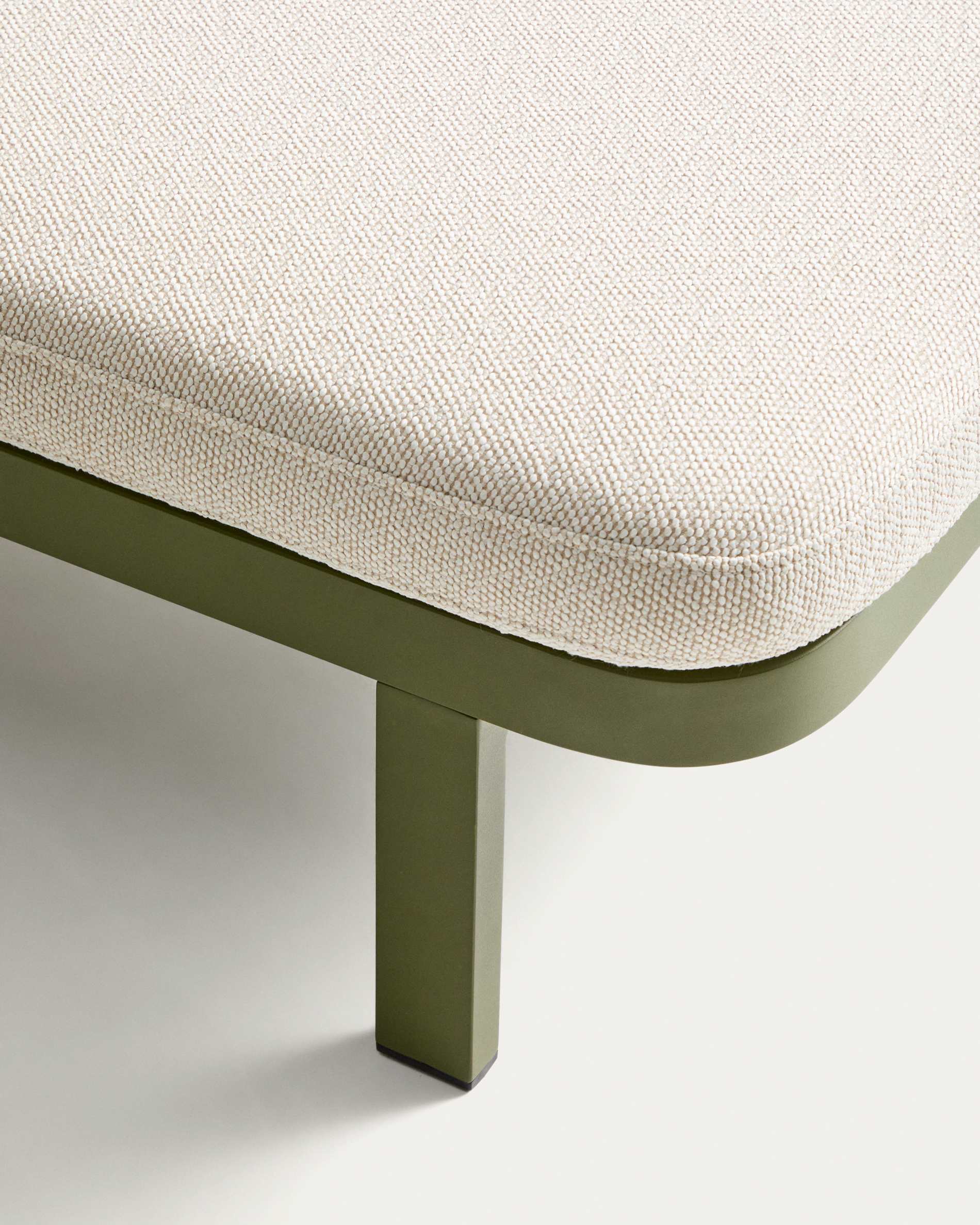 Kionia green aluminium sun lounger.