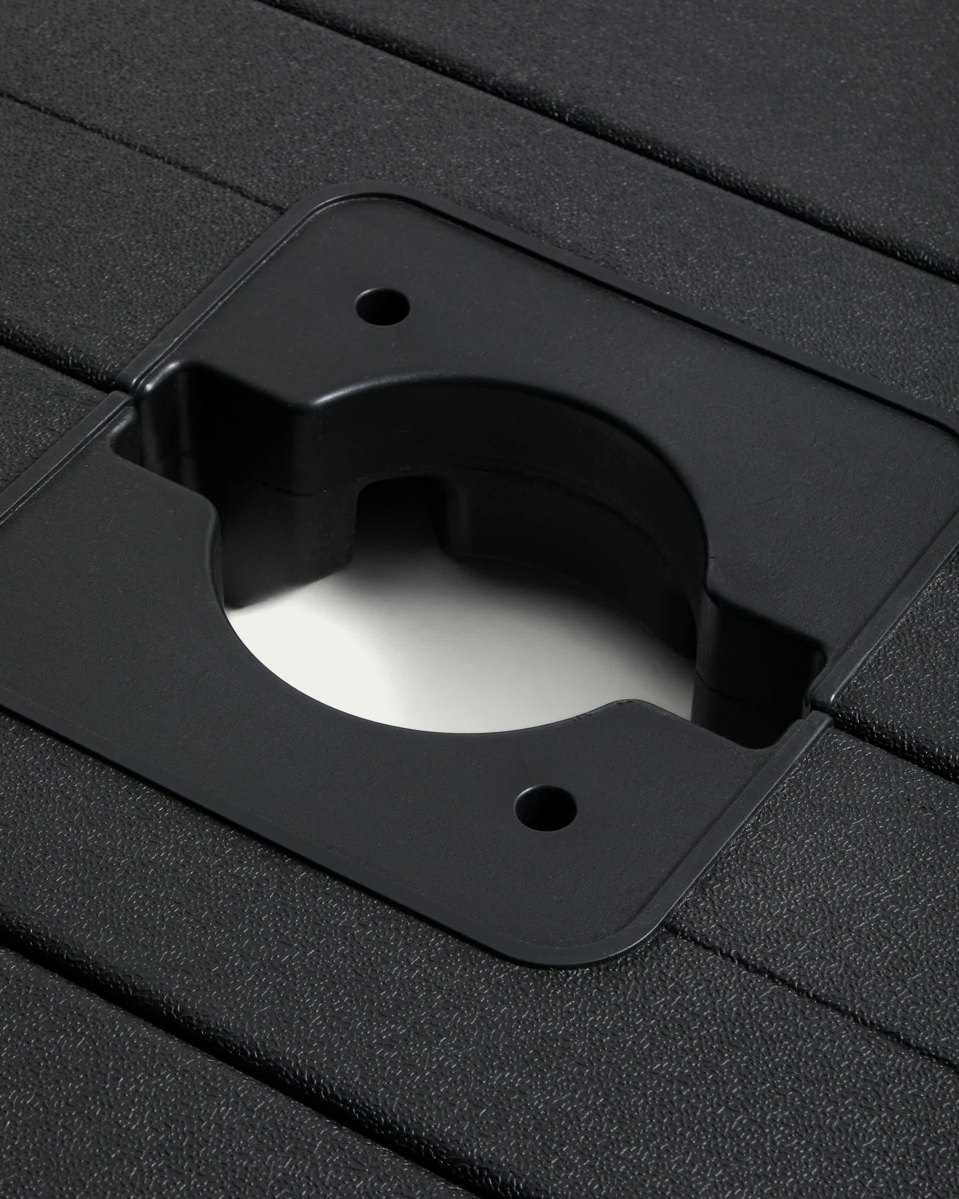 Alfaz base for cantilever parasol in black plastic 98 x 98 cm