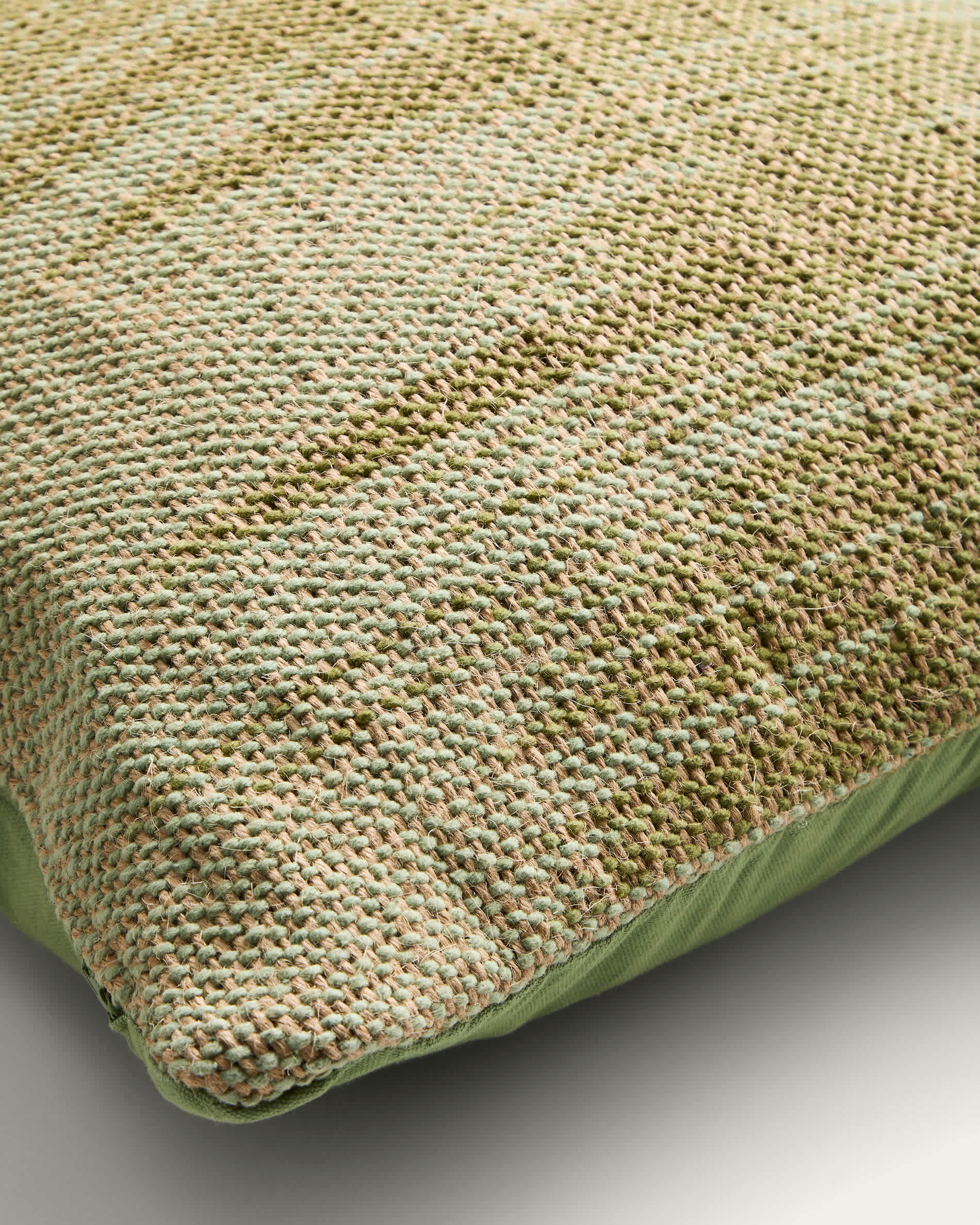 Liroda jute cushion cover with green ikat graphic 50 x 50 cm