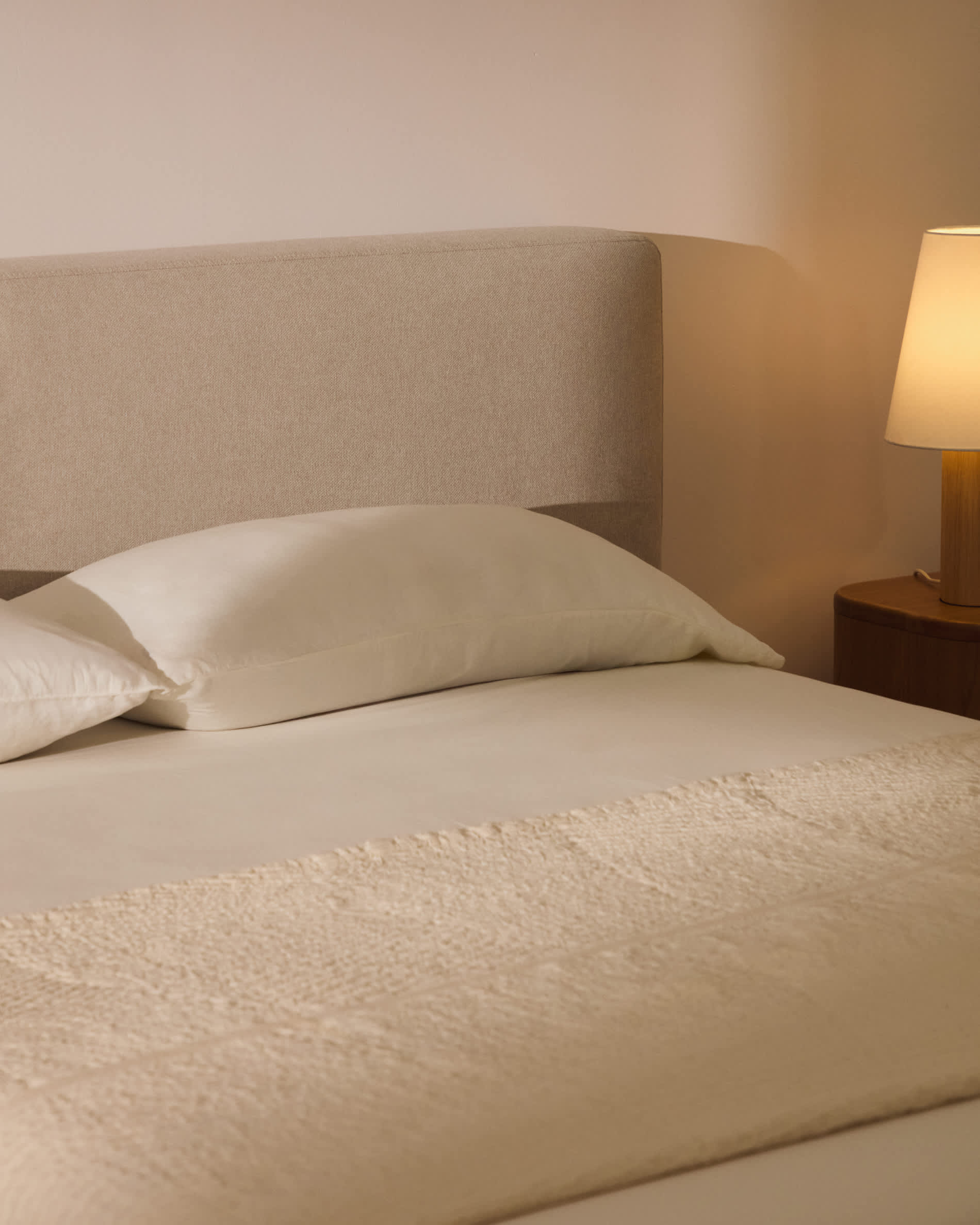 Blok ecru headboard with removable cover for bed up to 160cm