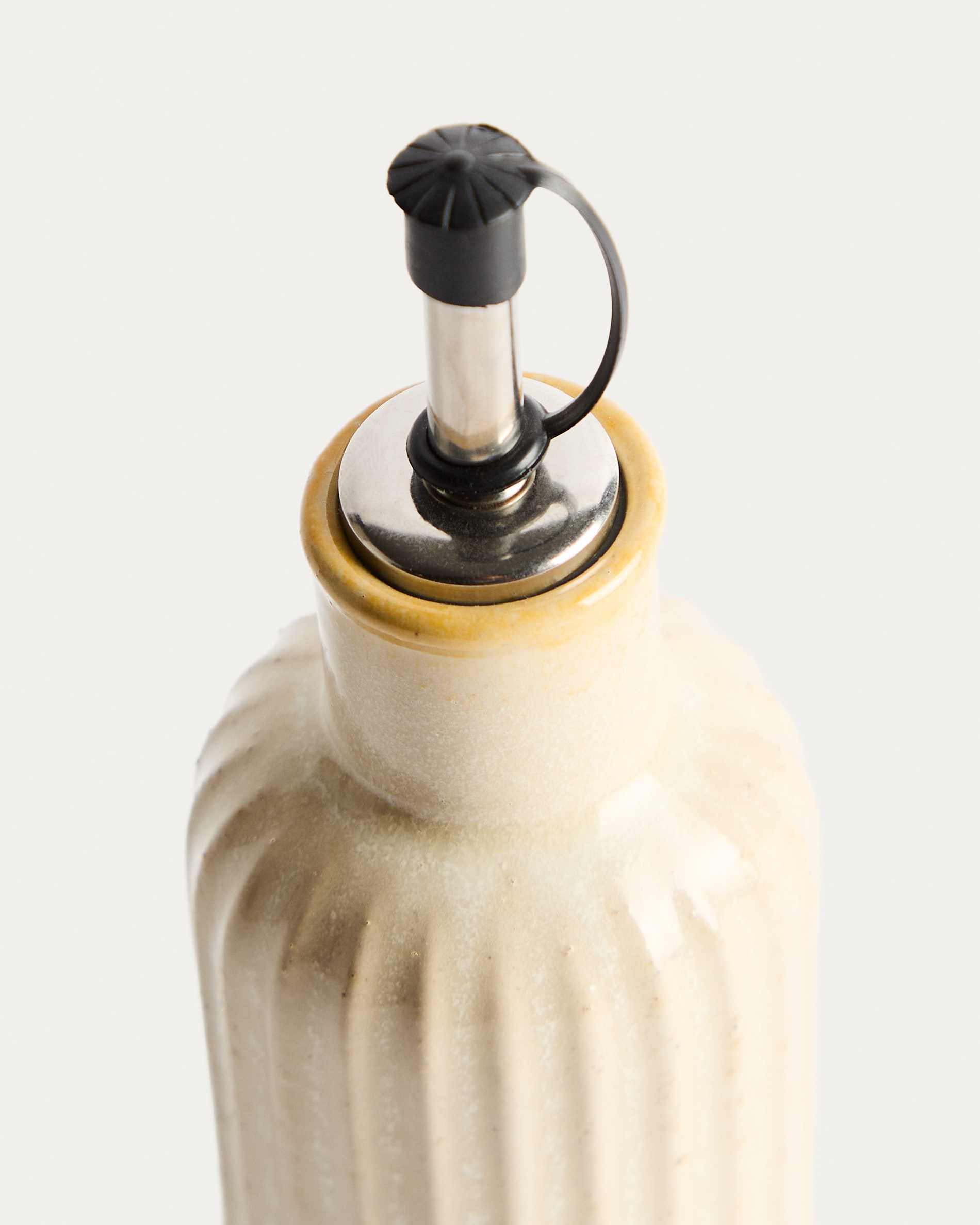 Belor white ceramic oil cruet