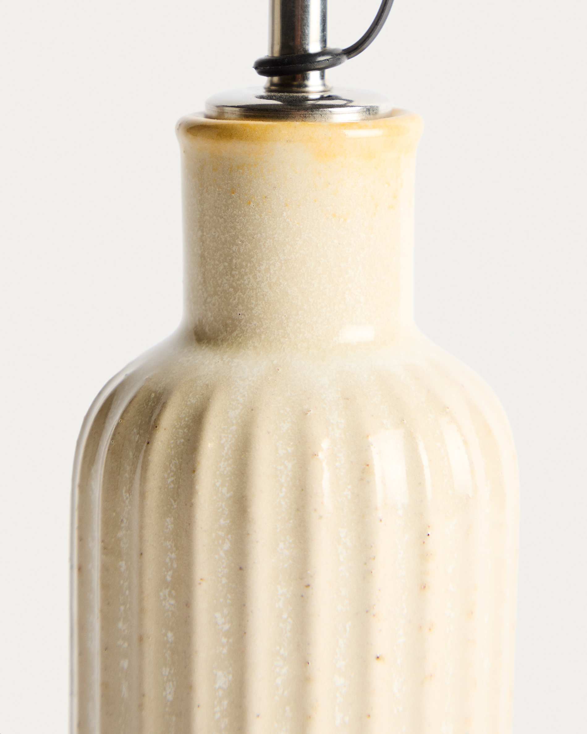 Belor white ceramic oil cruet