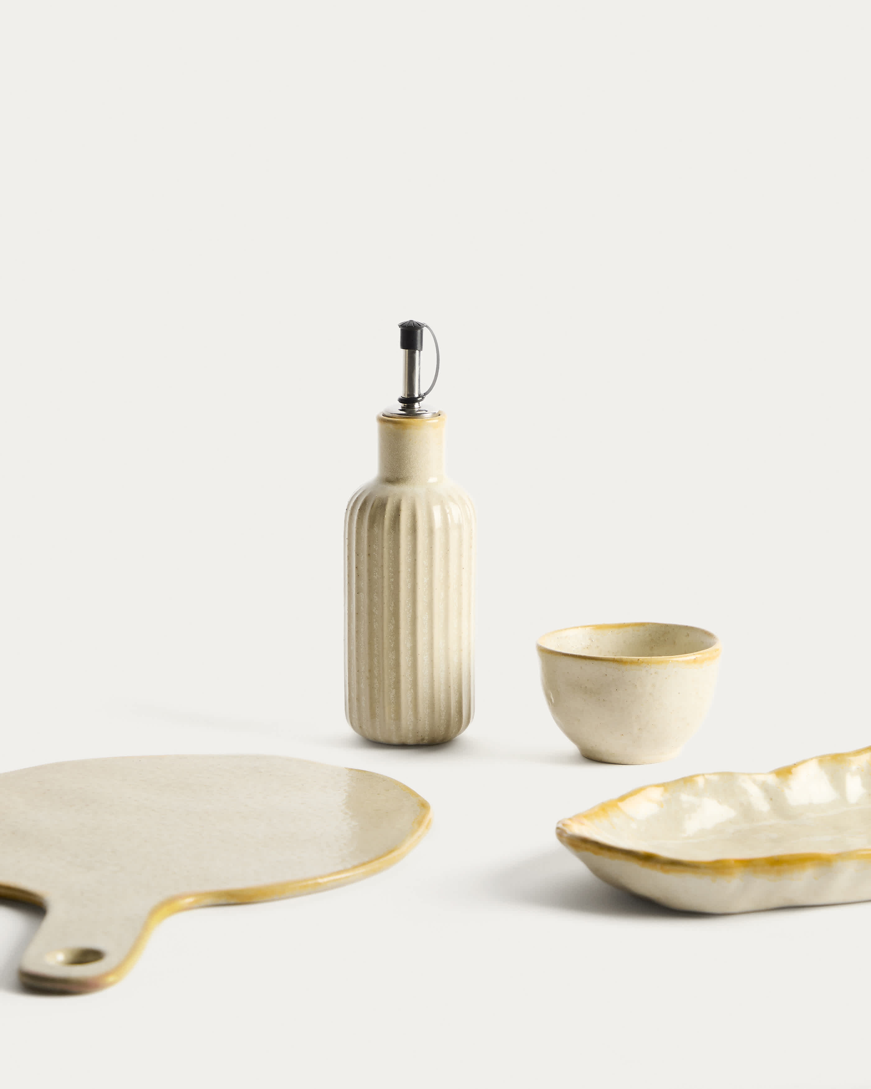 Belor white ceramic oil cruet