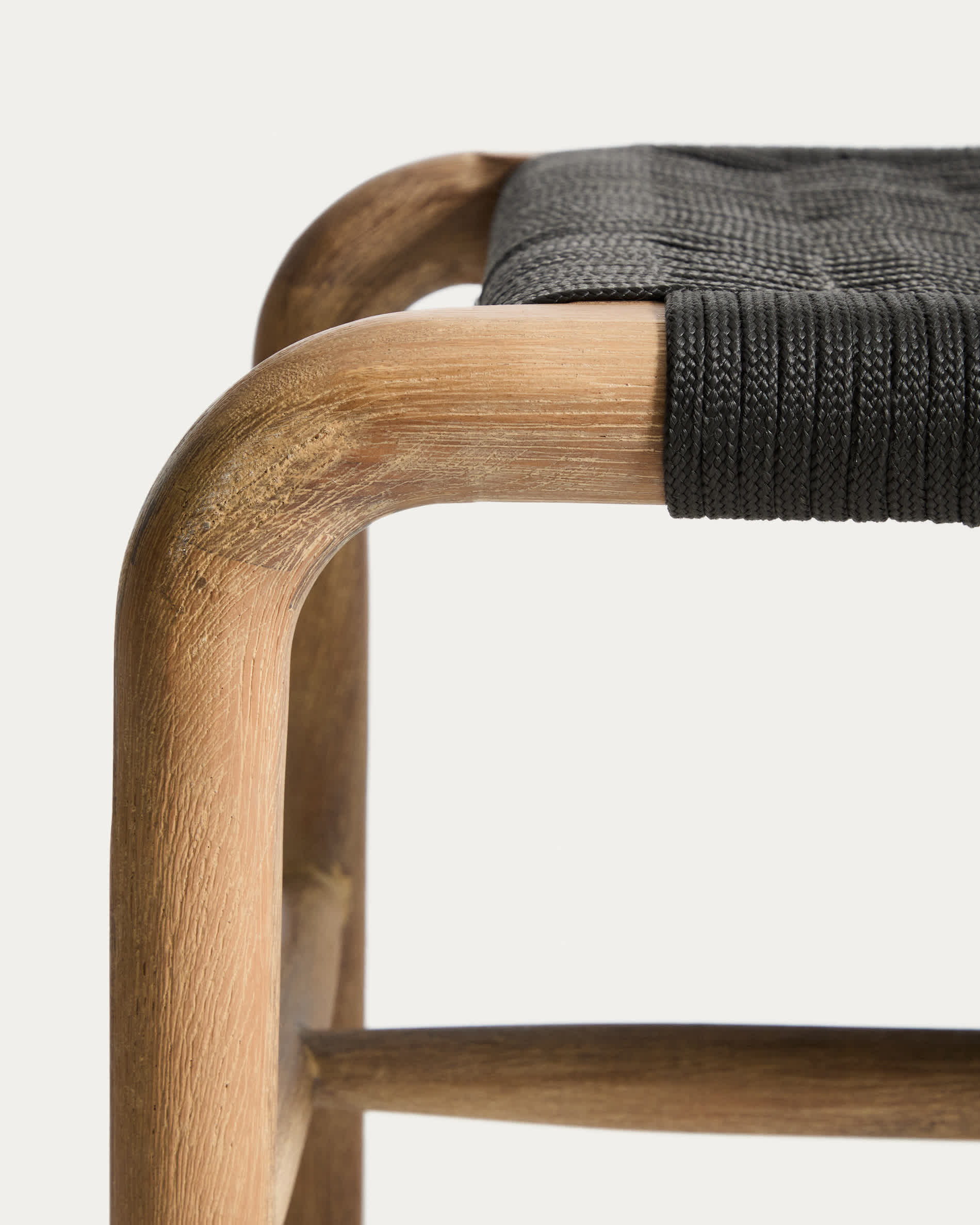 Alipa bench in FSC 100% solid acacia wood and dark grey rope cord 180 cm
