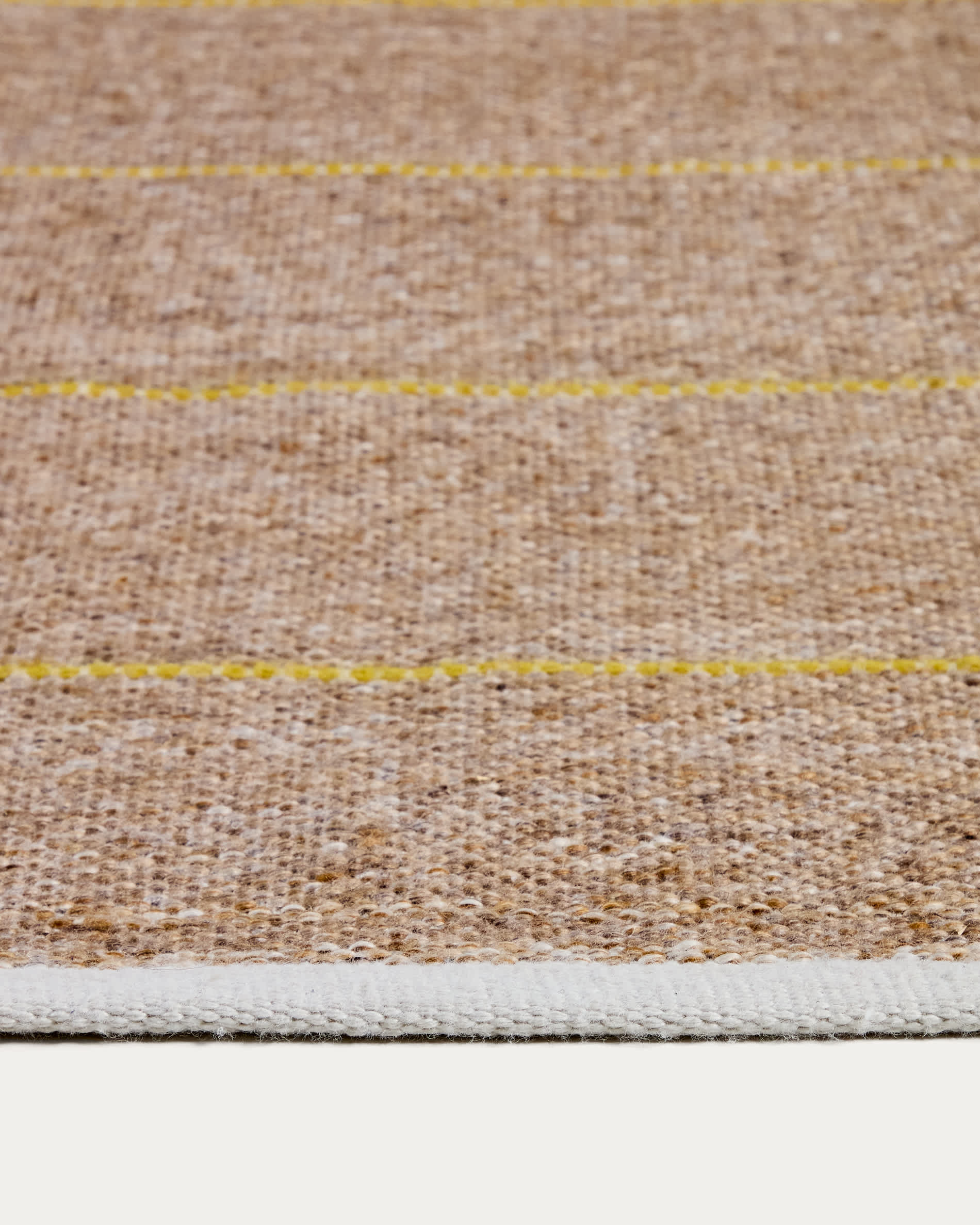 Denu beige 100% PET rug 200 x 300cm