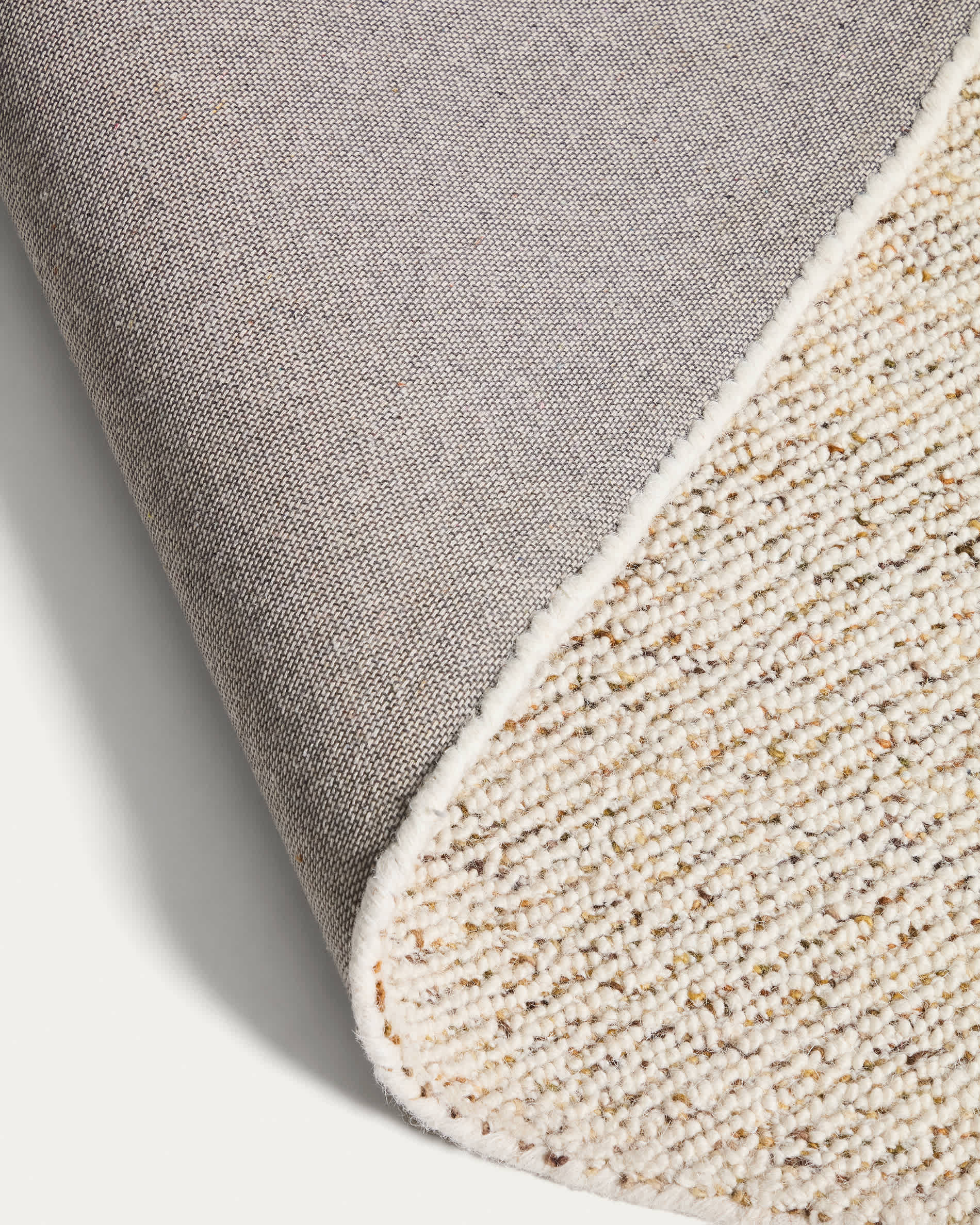 Lenuo ecru wool and cotton jacquard rug 200 x 300cm