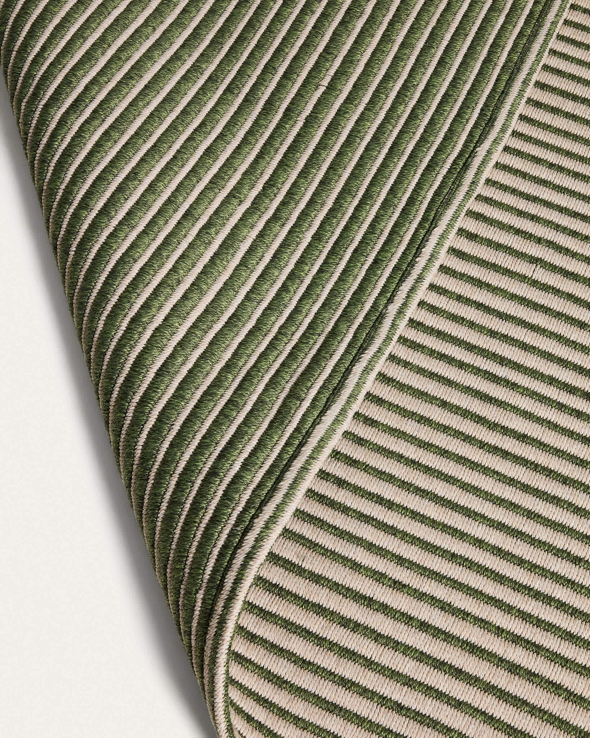 Ardelia green and beige synthetic fibre rug 200 x 300cm