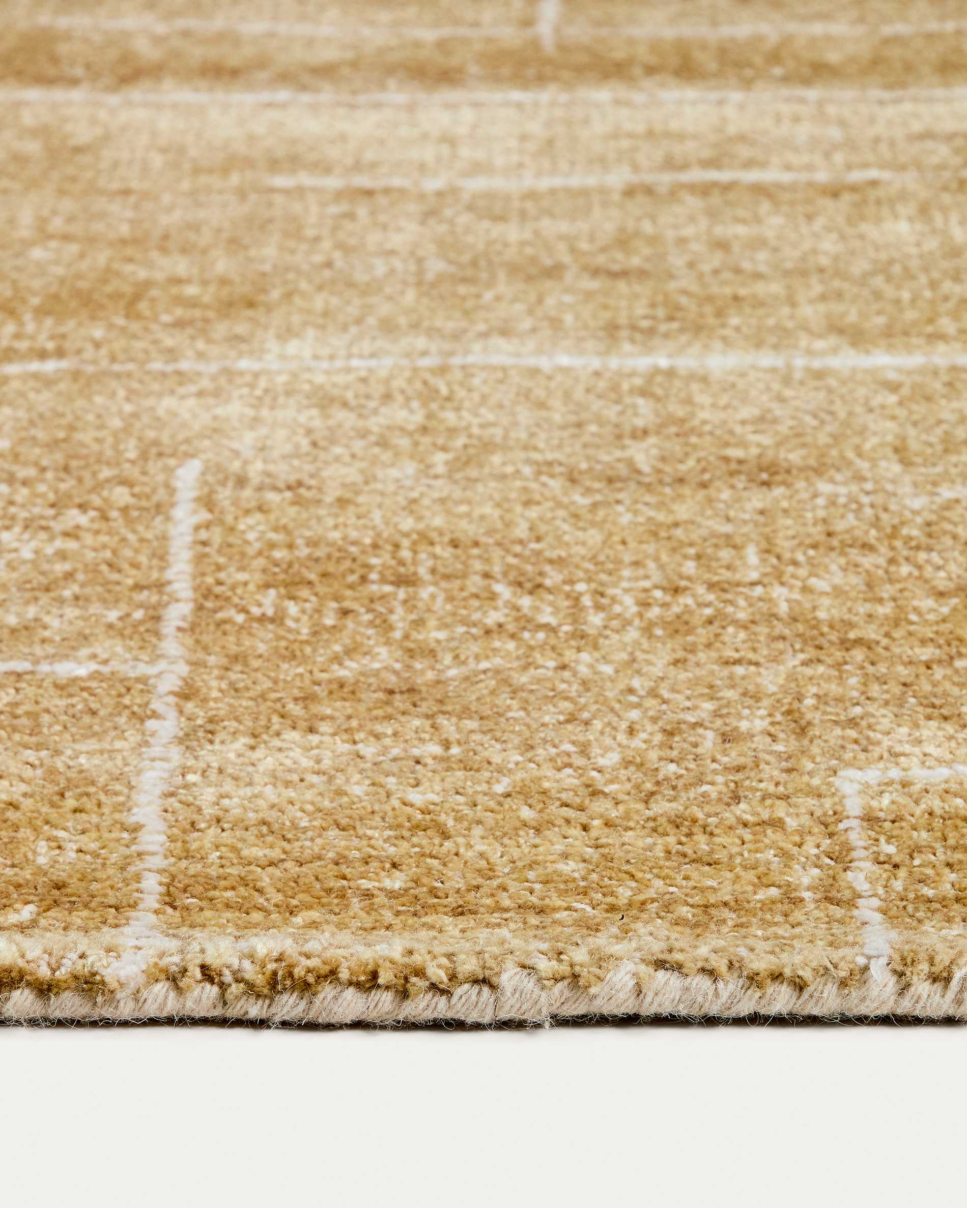Eloda mustard wool and viscose rug 160 x 230cm