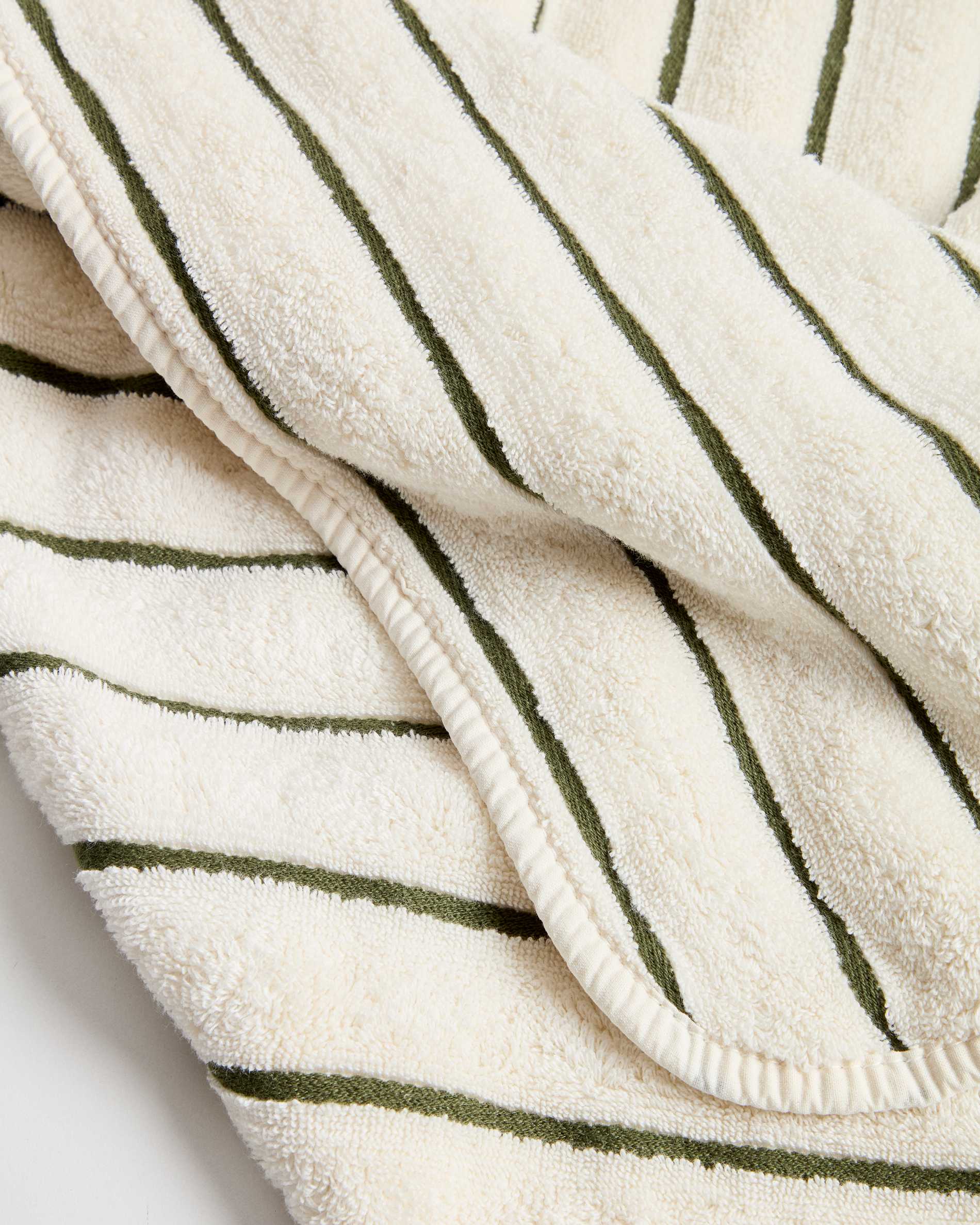 Dorane 100% cotton hand towel with green stripes 50 x 90cm