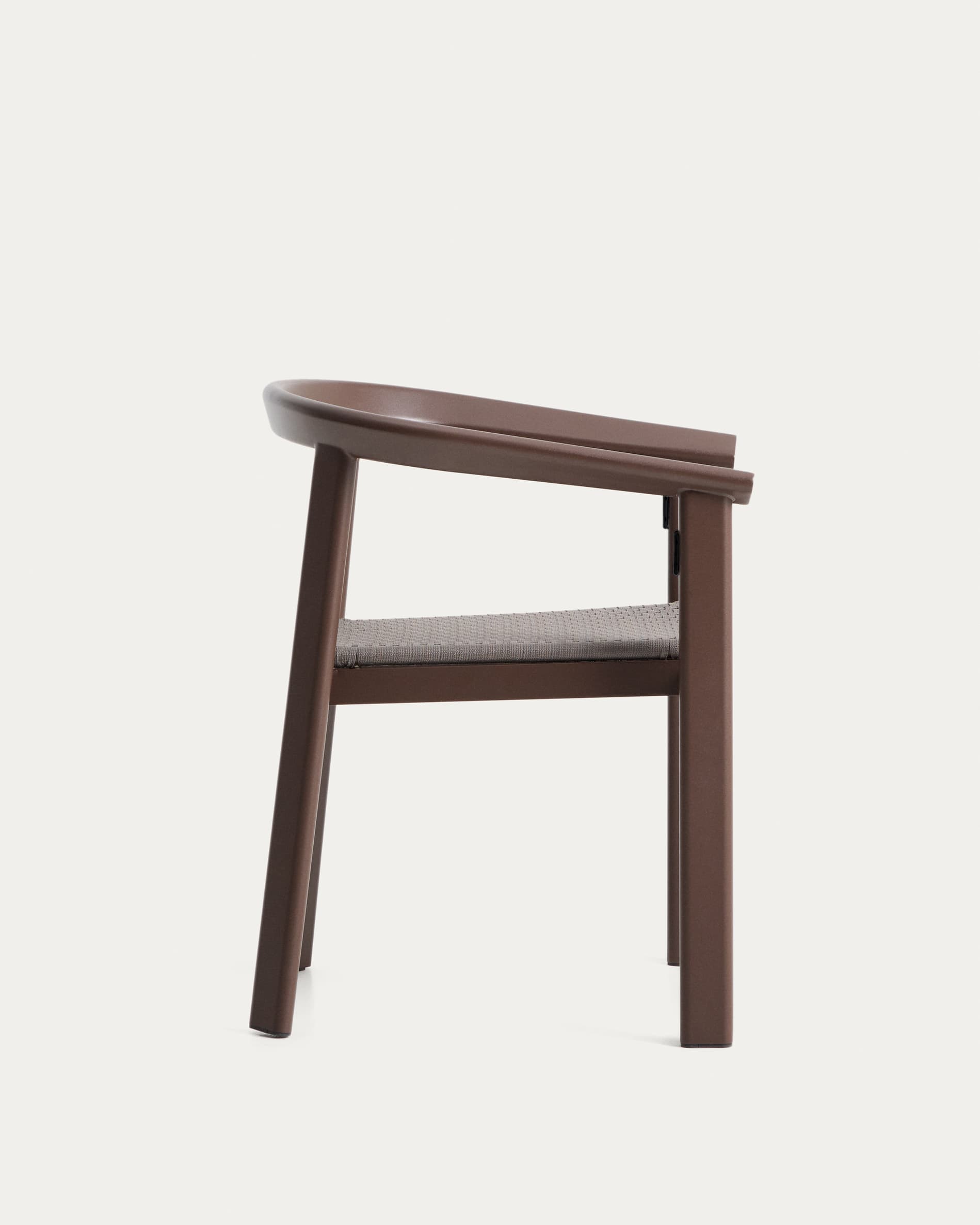 Erice stackable outdoor chair in aluminium and brown rope