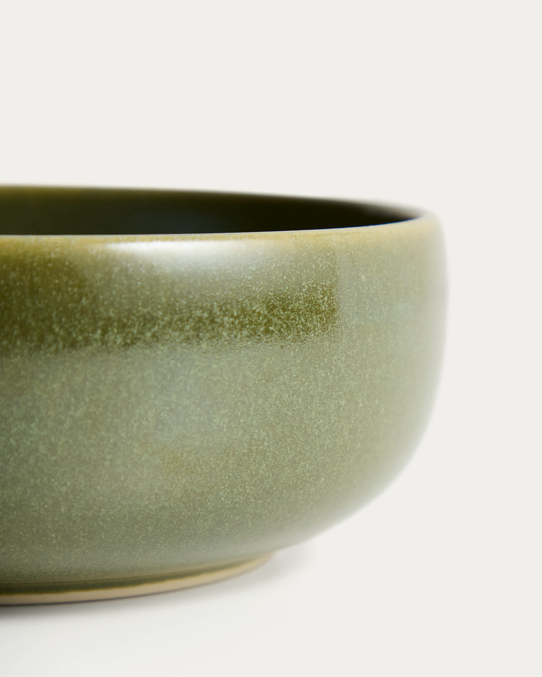 Uilo small green ceramic bowl