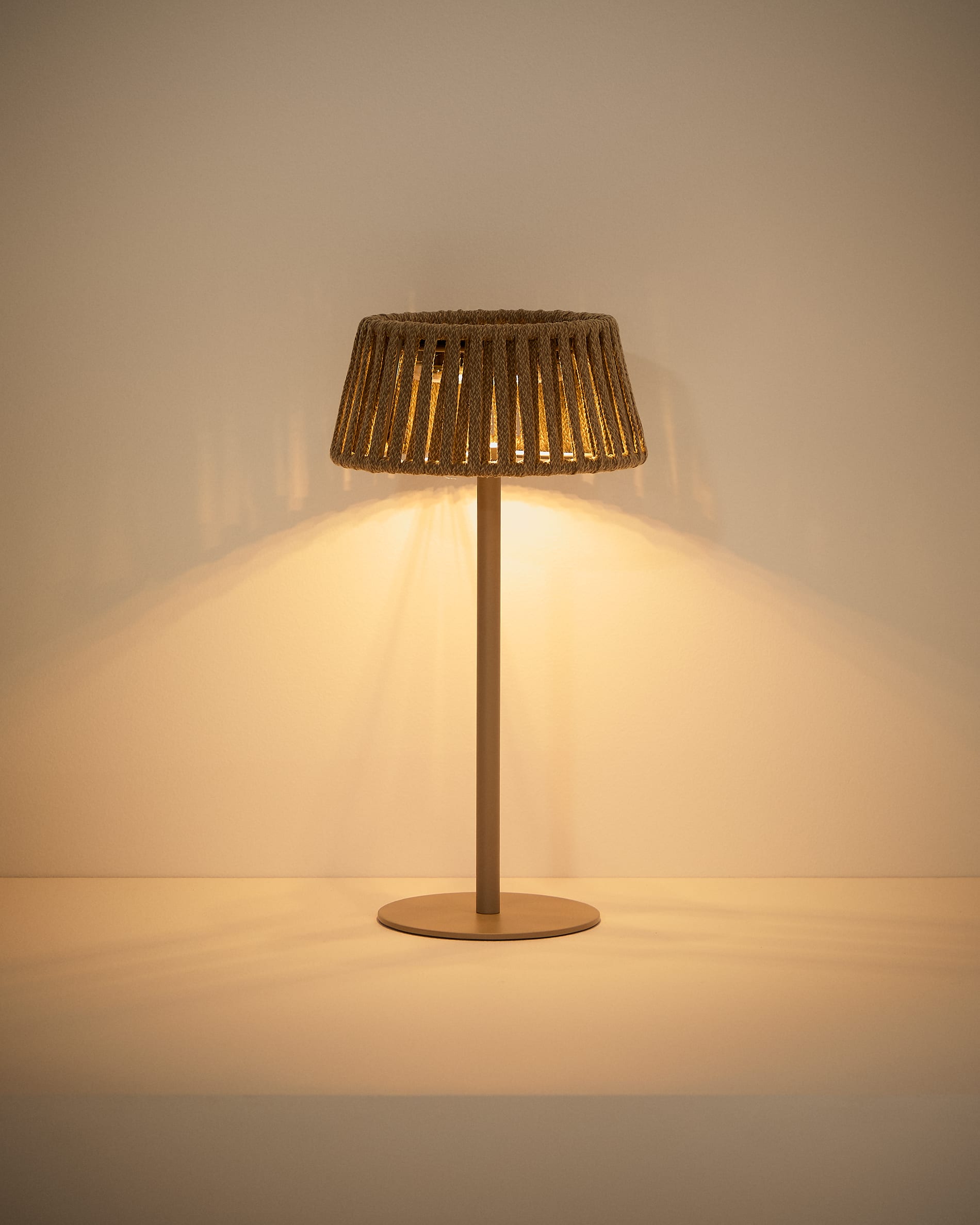 Aldet outdoor solar table lamp in beige flat rope cord with metal stand