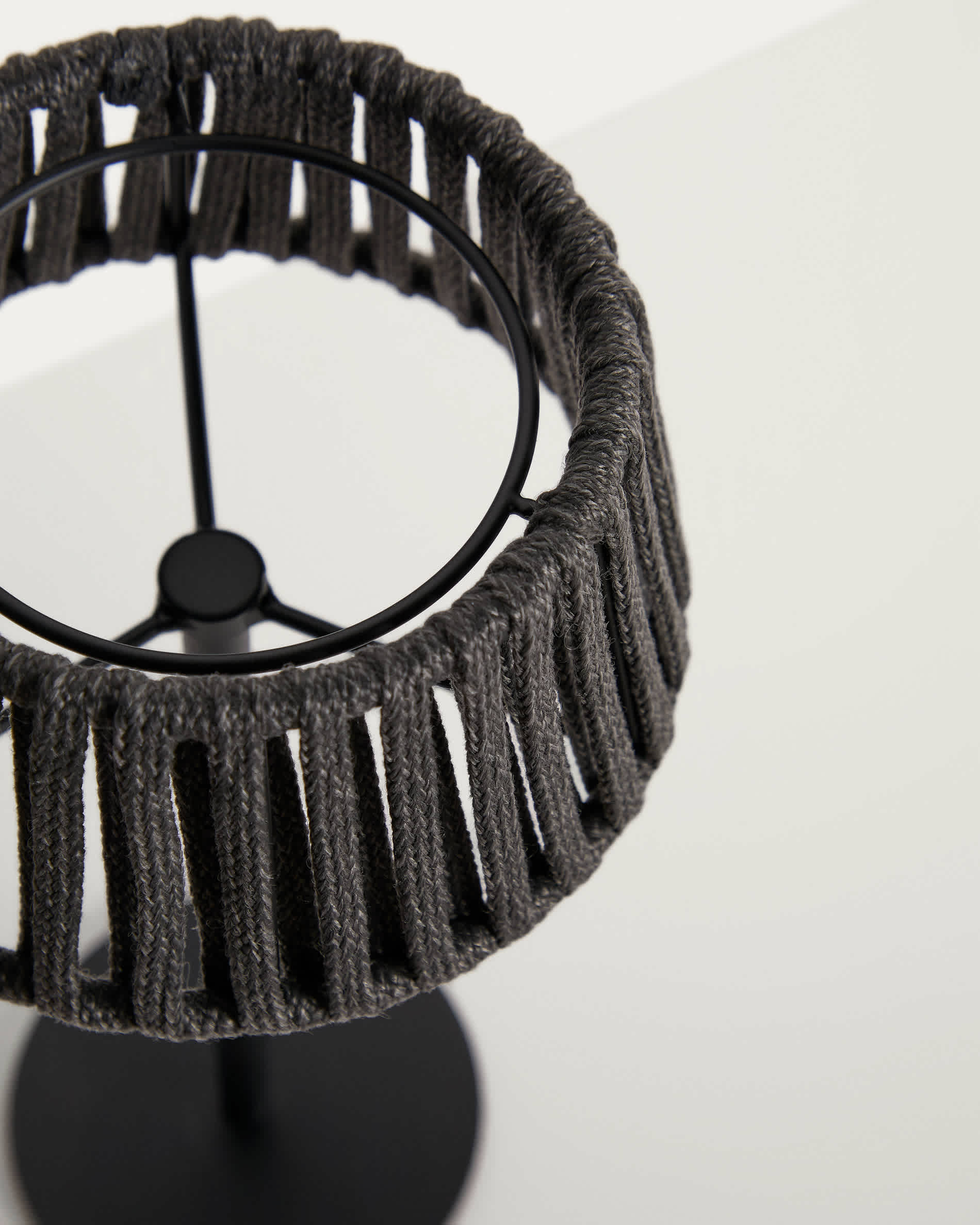 Aldet outdoor solar table lamp in black flat rope cord with metal stand