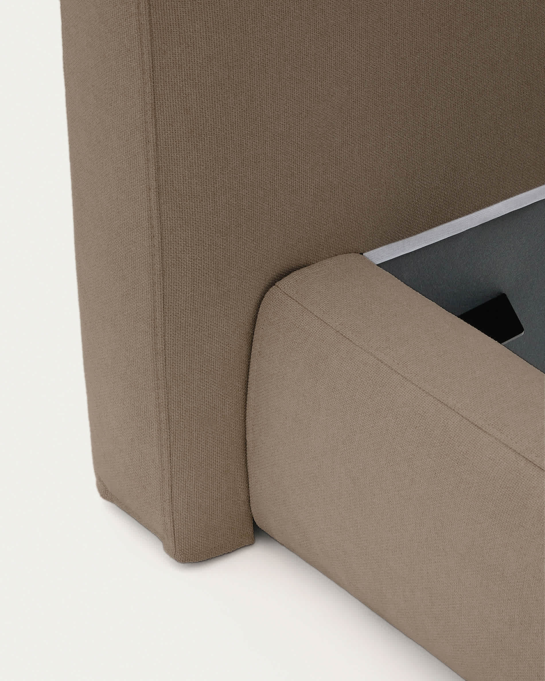 Blok brown bed with removable cover for 180 x 200cm mattress FSC Mix Credit