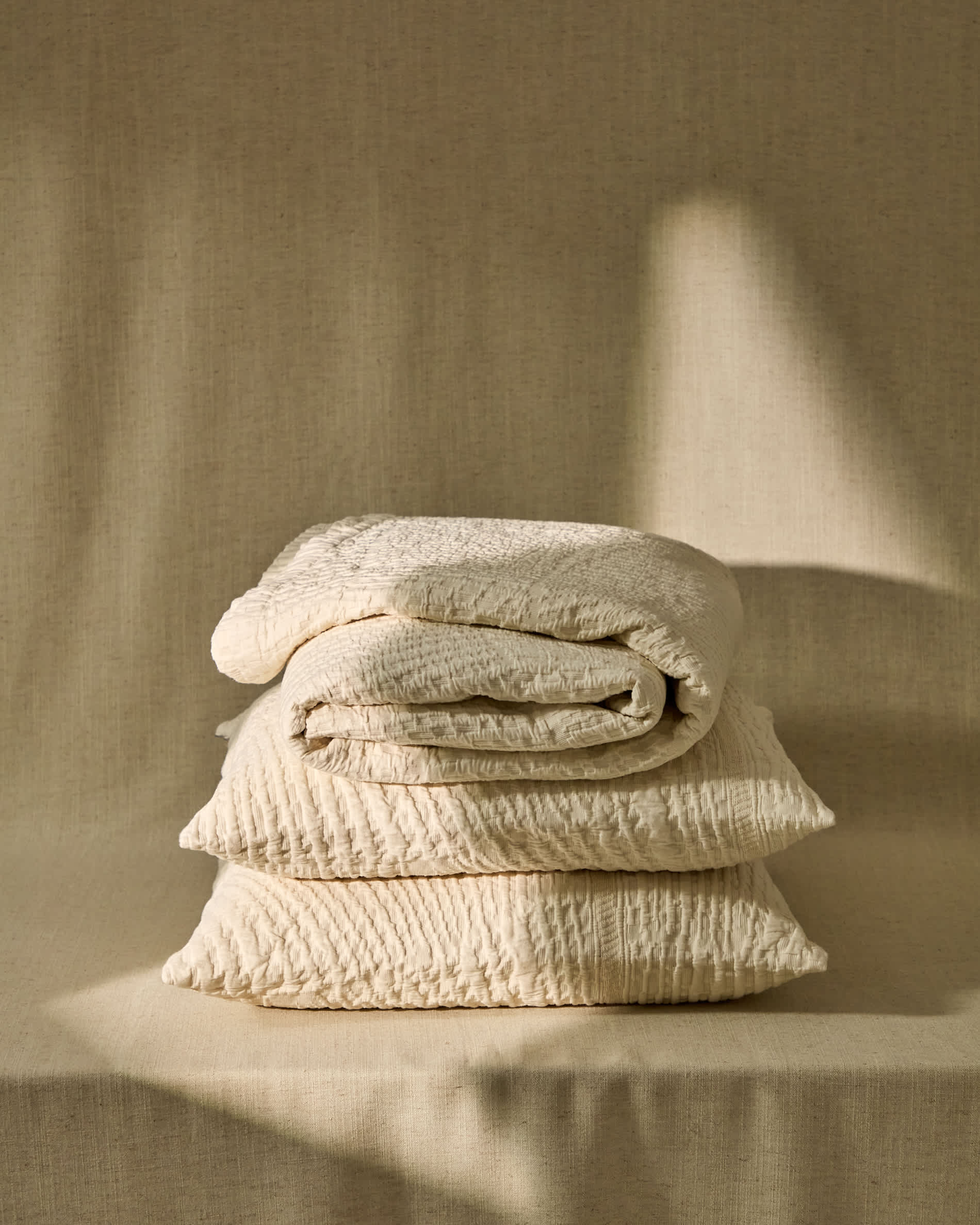 Raylo bedspread in 100% cotton with striped structure for 90/135 cm bed
