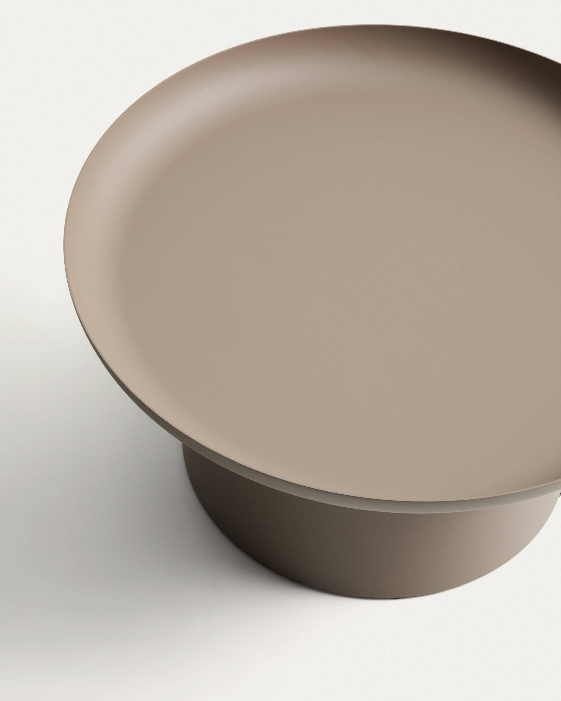 Arcola coffee table in taupe aluminium Ø70cm