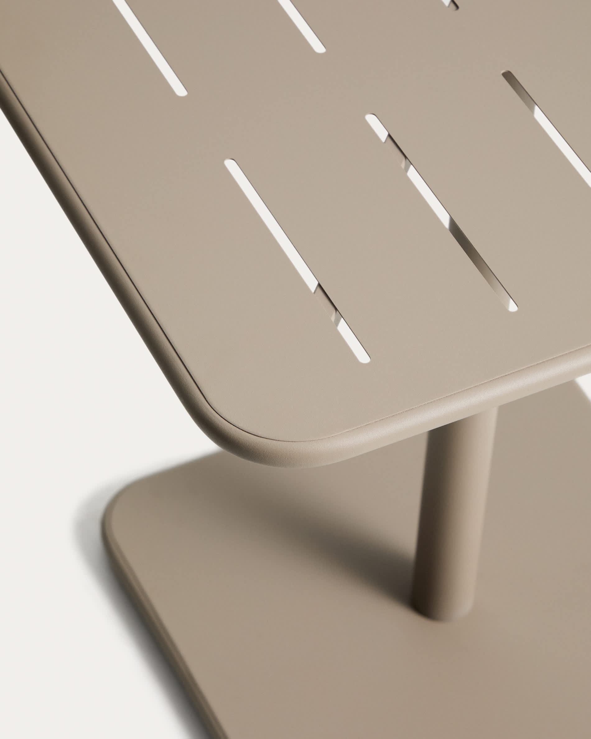 Brai outdoor table in taupe galvanised steel 70 x 70cm