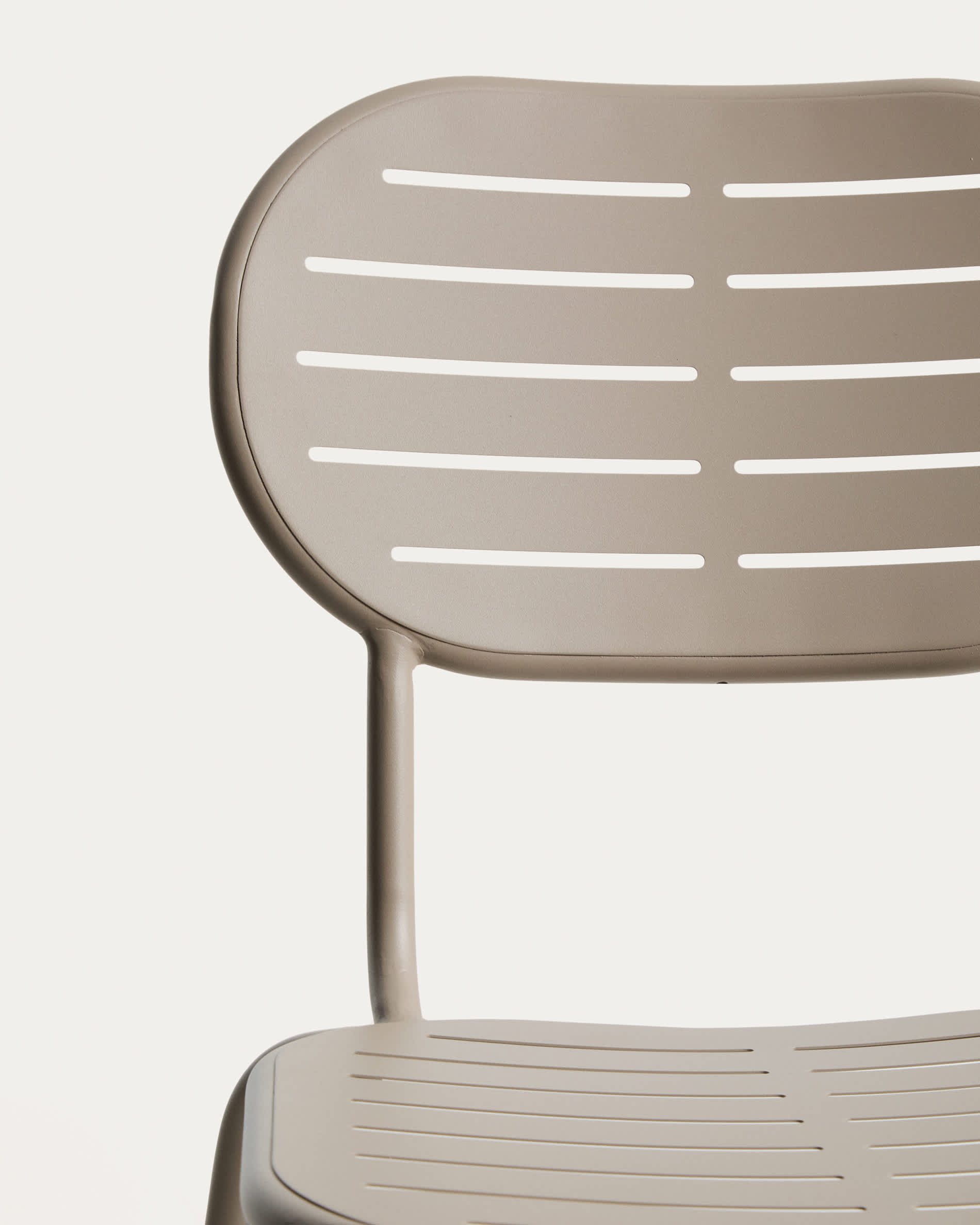 Brai stackable outdoor chair in taupe galvanised steel