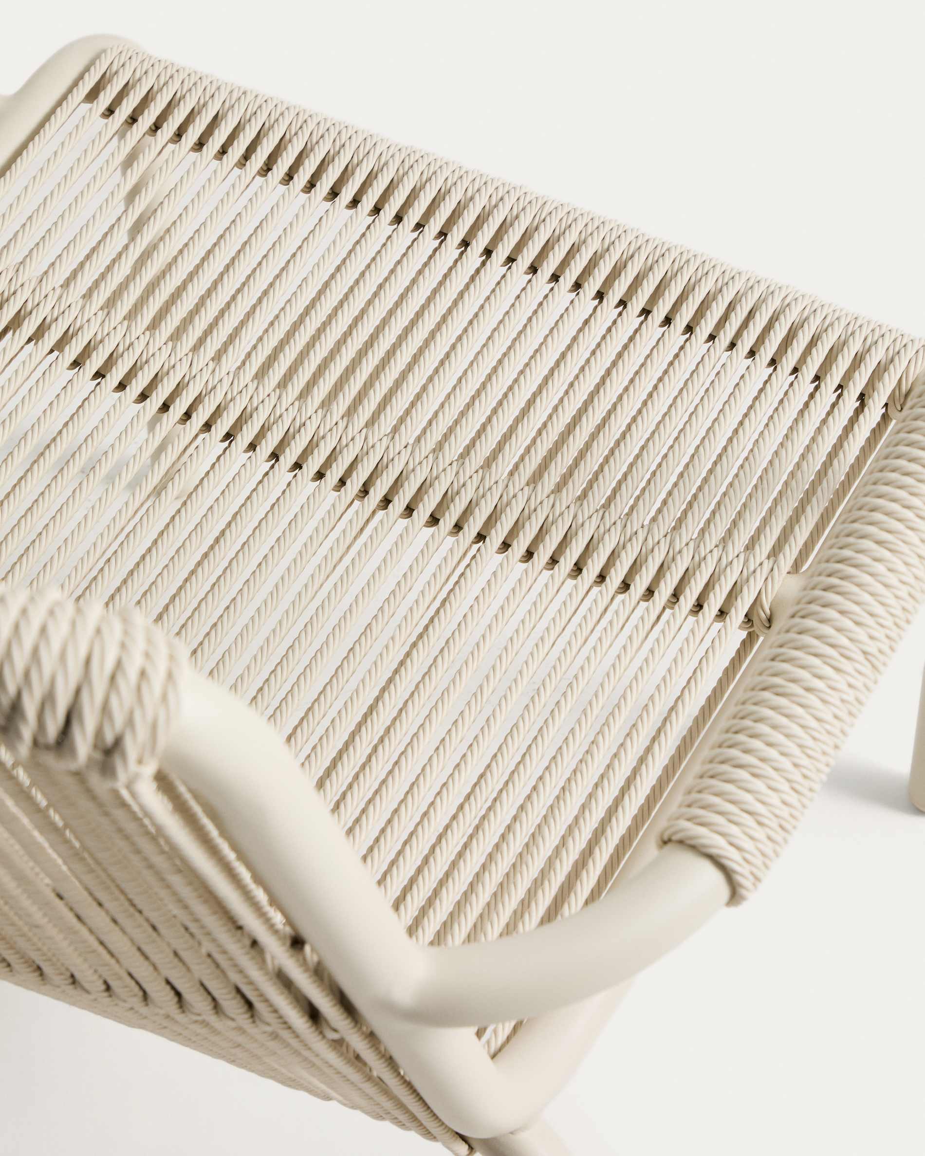 Salis stackable armchair in ecru aluminium and ecru synthetic rope cord