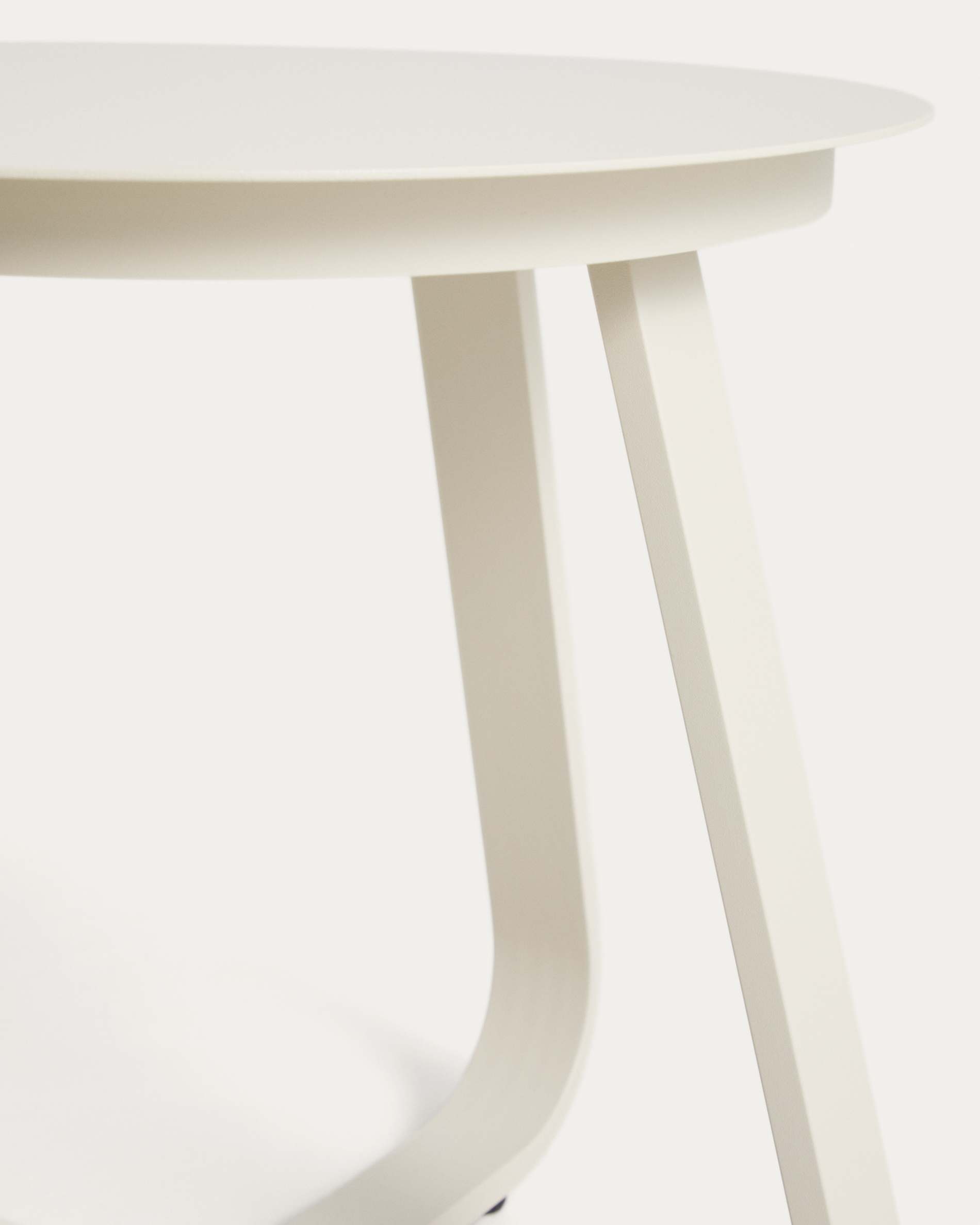 Tamaris ecru aluminium outdoor side table Ø48cm