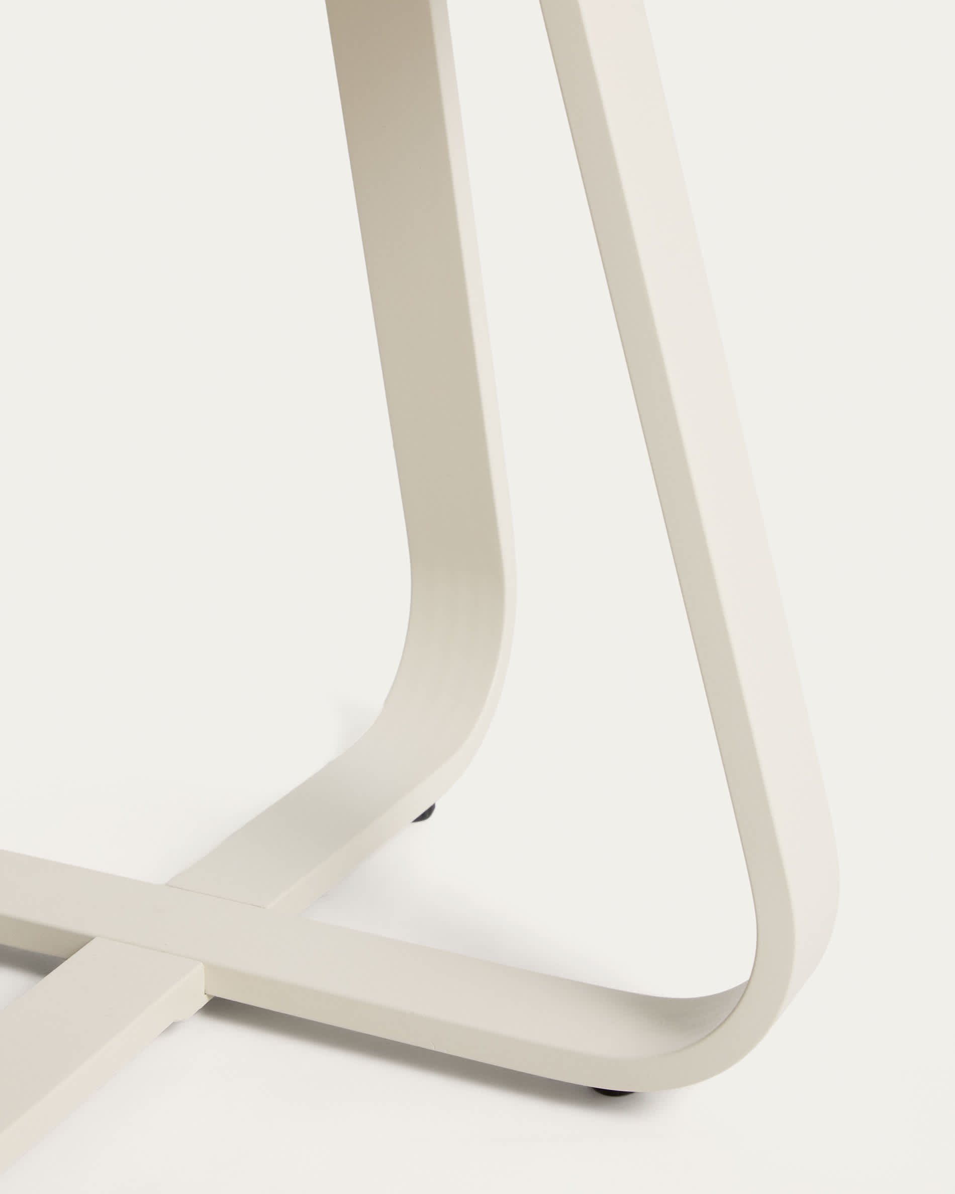 Tamaris ecru aluminium outdoor side table Ø48cm