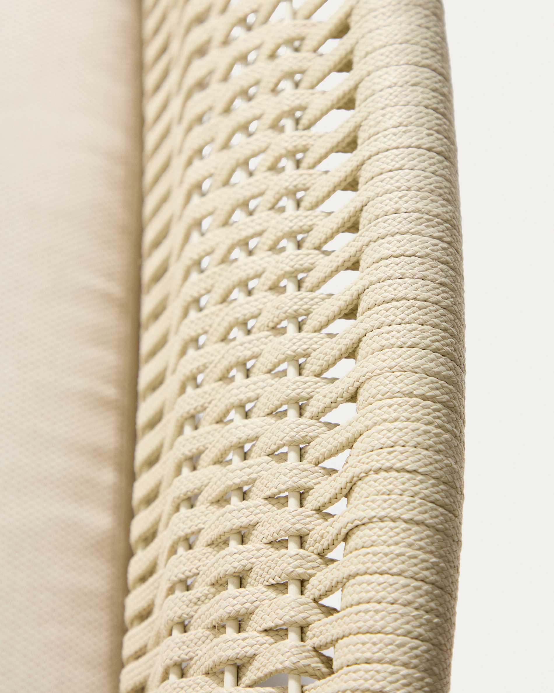 Alipa 2-seater sofa in solid acacia wood and ecru rope cord 165 cm FSC 100%