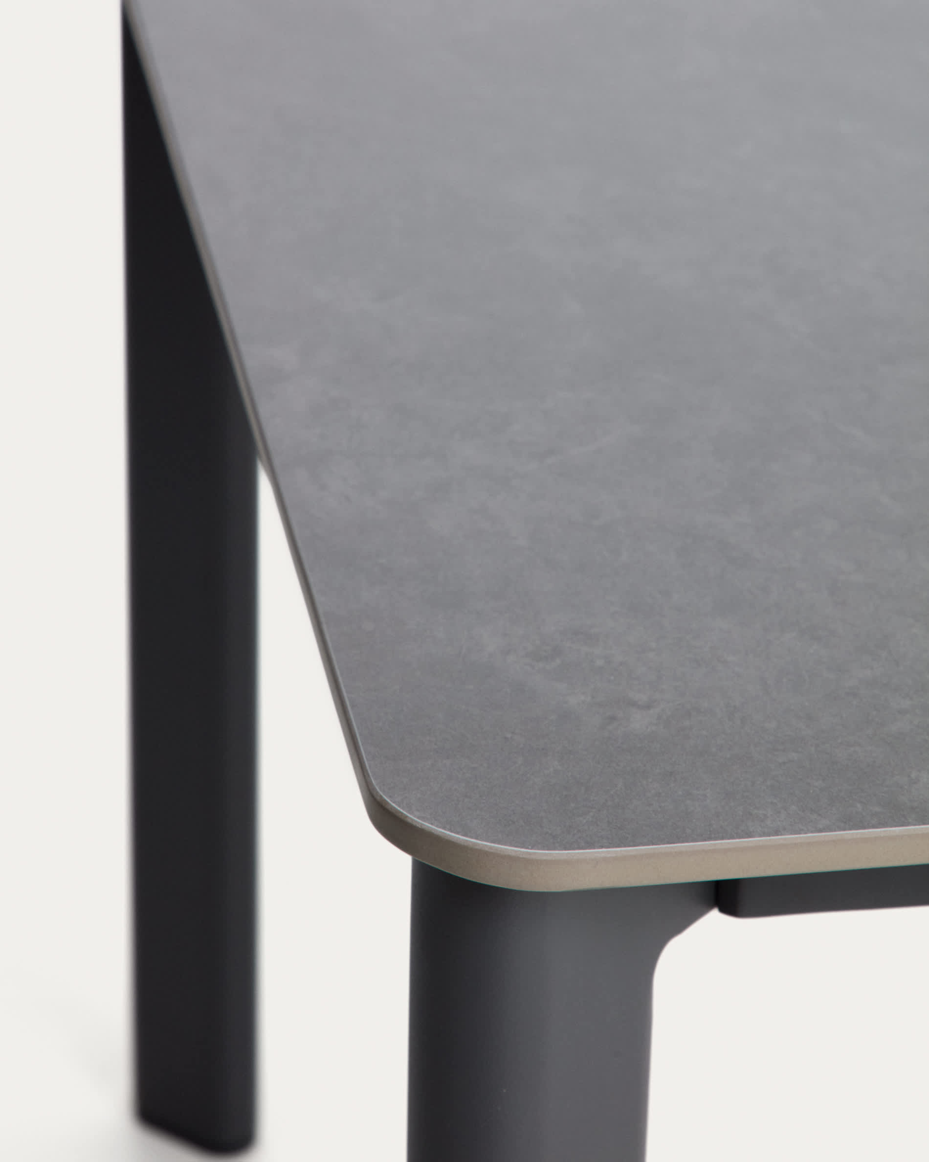 Anafi table in sintered stone and graphite aluminium 220 x 100 cm
