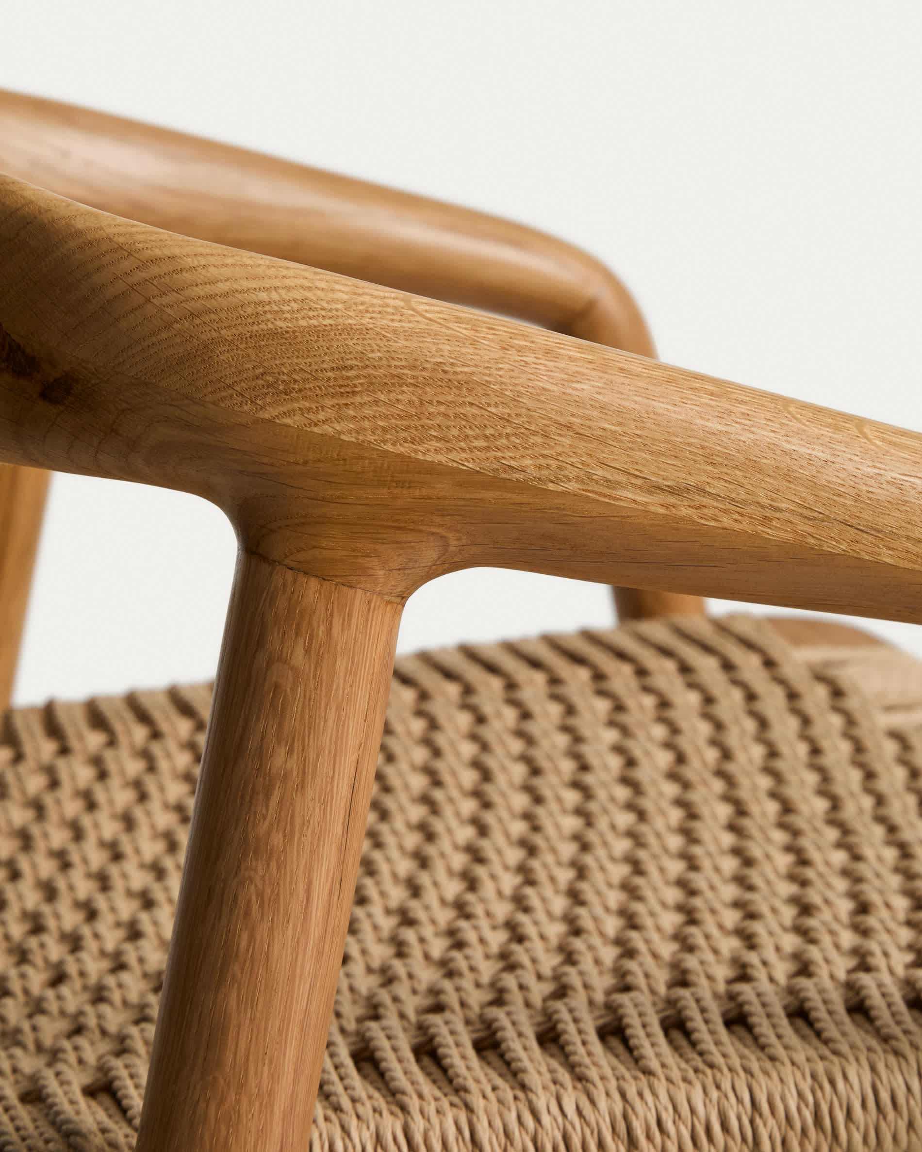 Derile stool in solid oak wood with natural-tone finish and beige paper rope cord FSC Mix Credit 65 cm