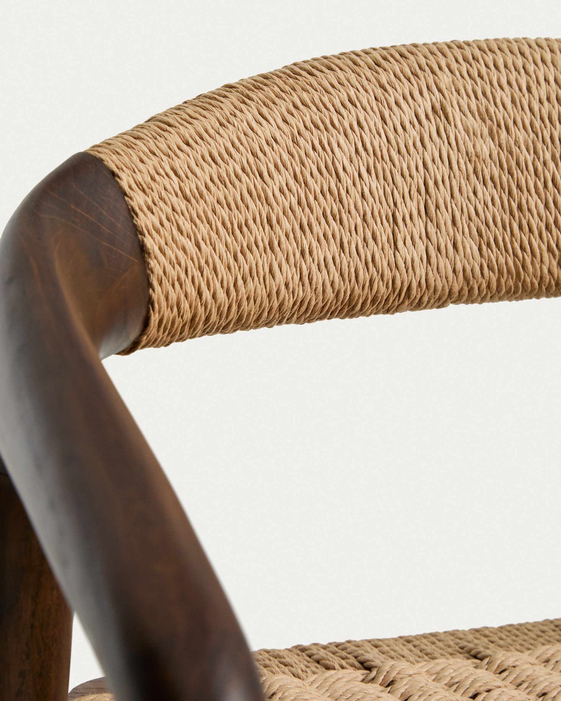 Derile stool in solid oak wood with walnut finish and beige paper rope cord FSC Mix Credit 65 cm