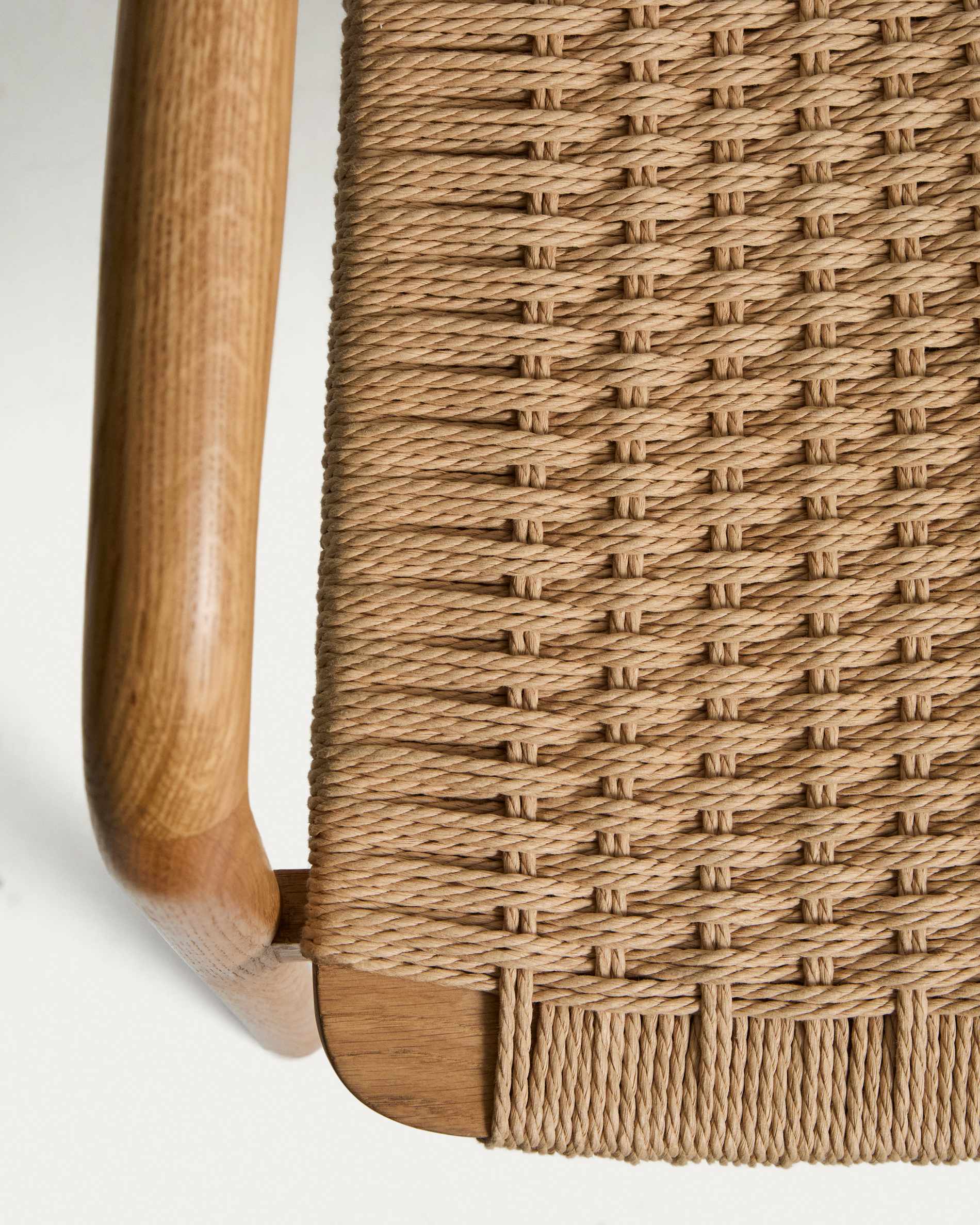 Derile chair in solid oak wood with natural-tone finish and beige paper rope cord FSC Mix Credit