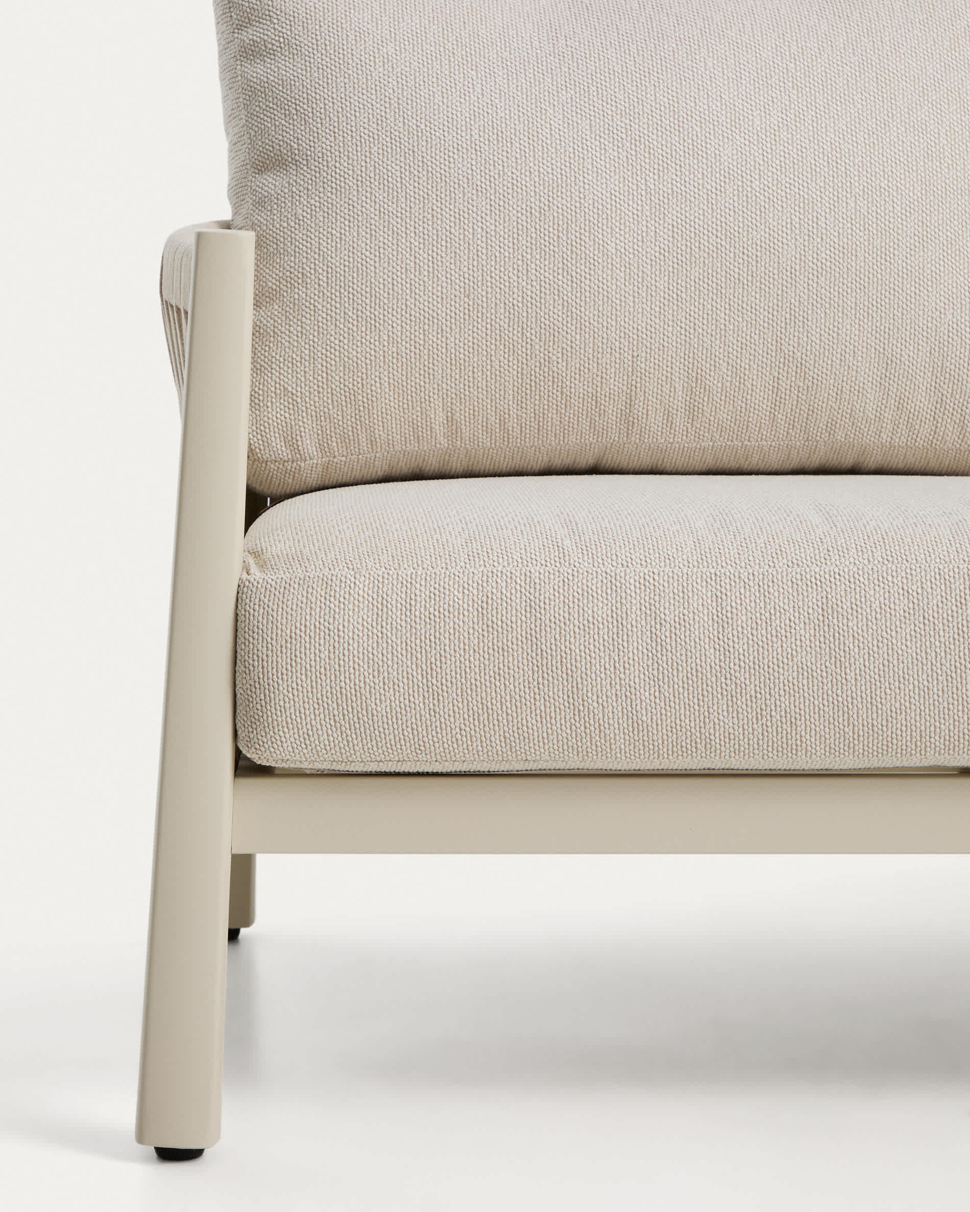 Aleria set with 3-seater sofa, 2 armchairs and coffee table in aluminium and ecru synthetic rope