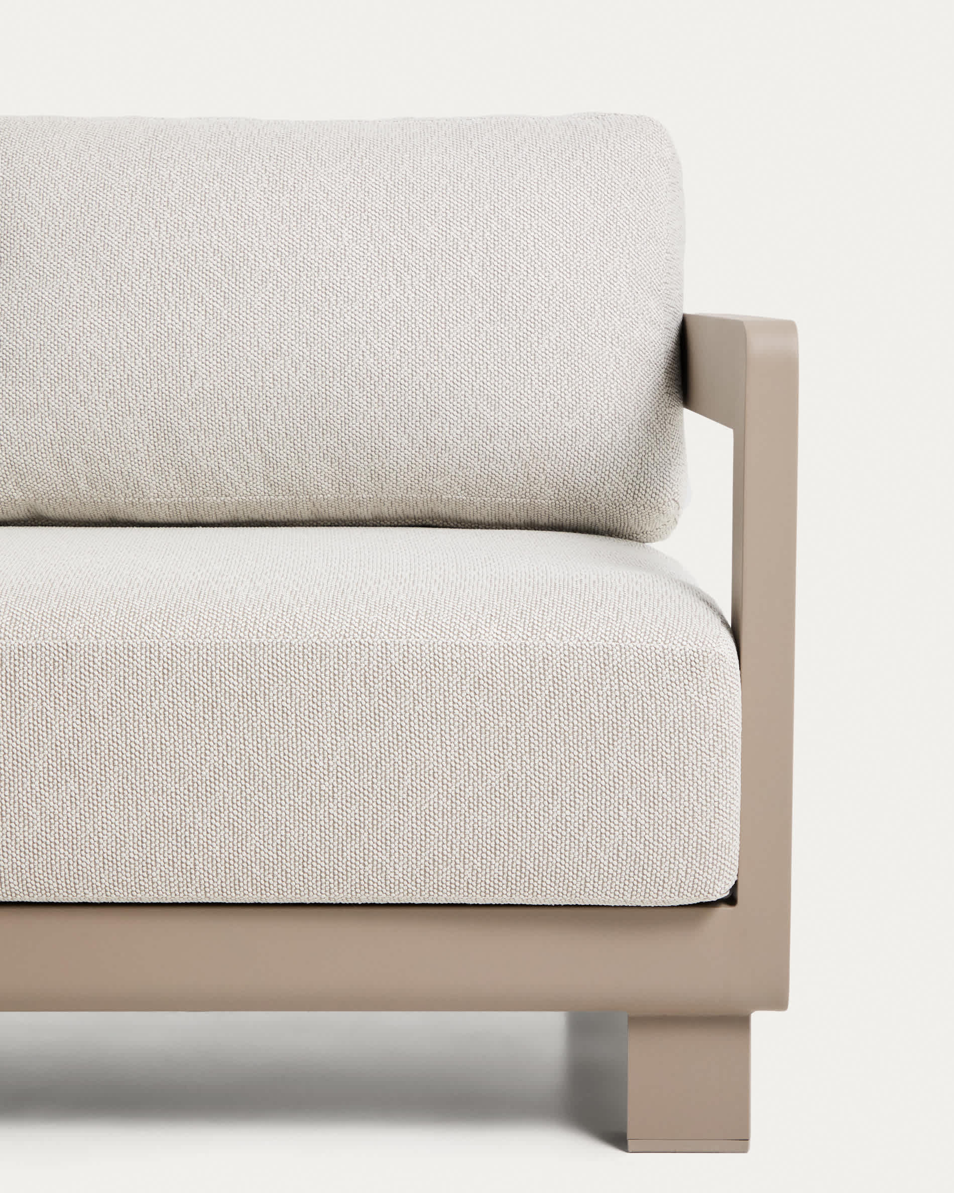 Nerano set with 3-seater sofa and coffee table in taupe aluminium