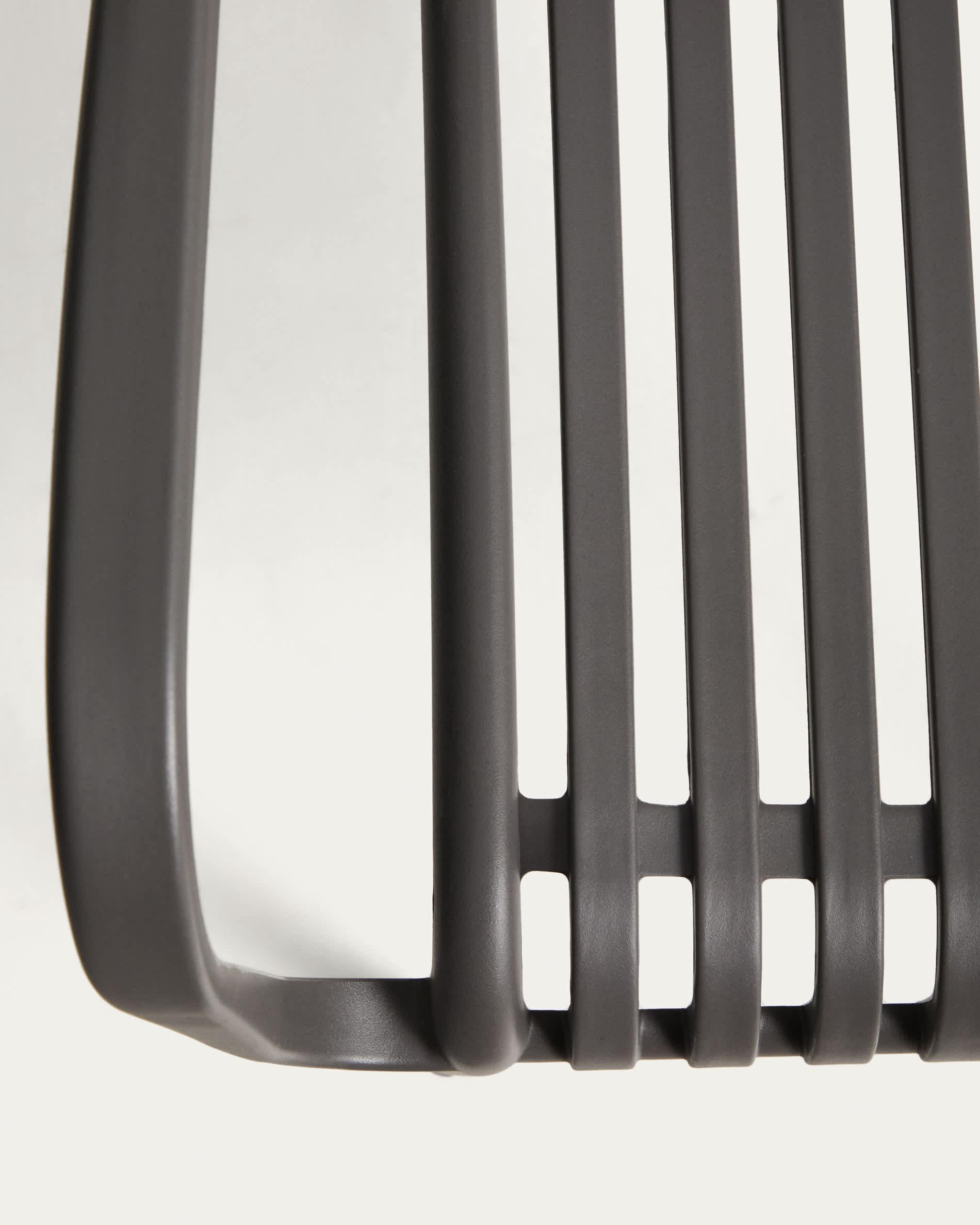 Isabellini stackable outdoor chair in graphite