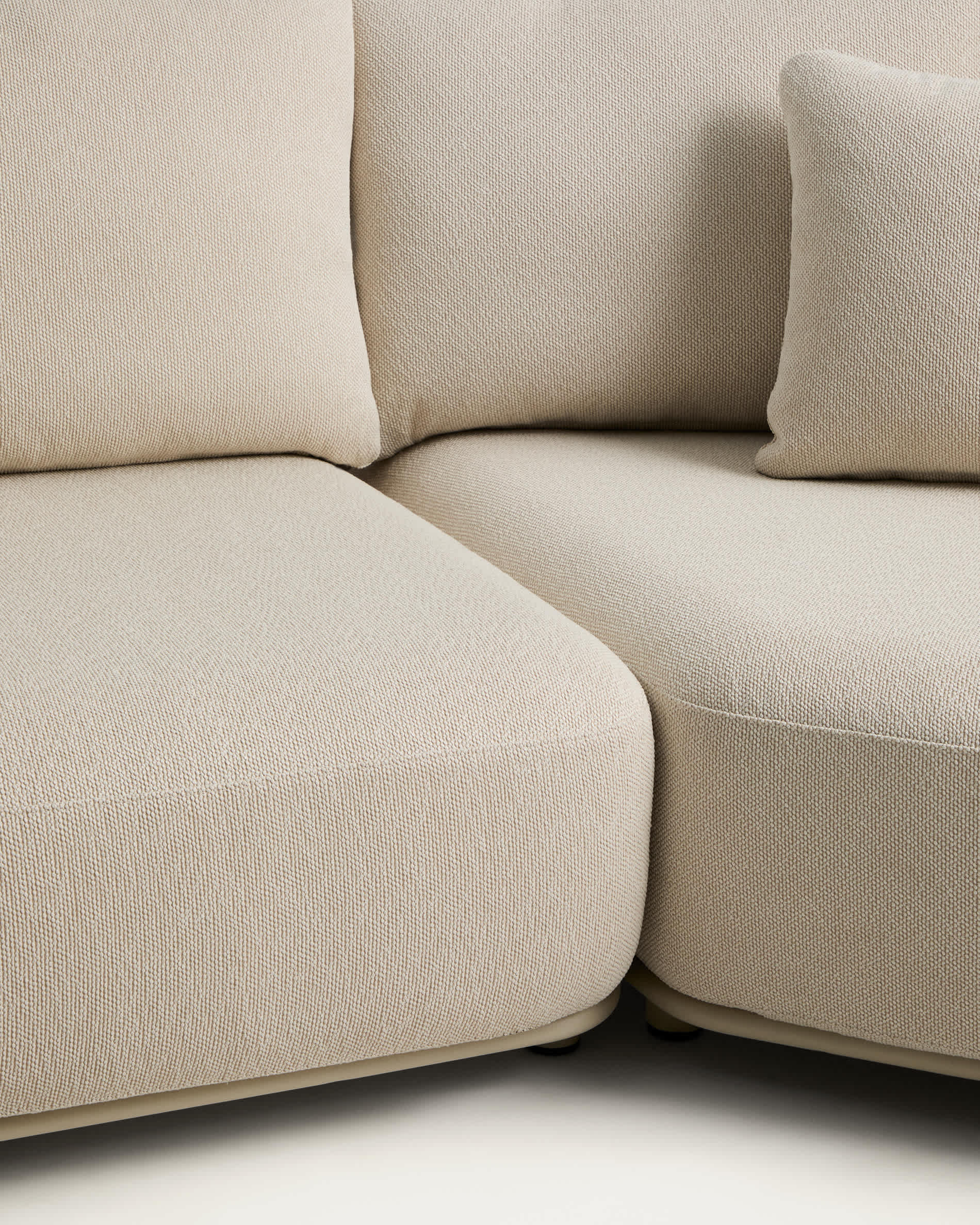 Osani 3-seater sofa in ecru aluminium and taupe rope 290cm