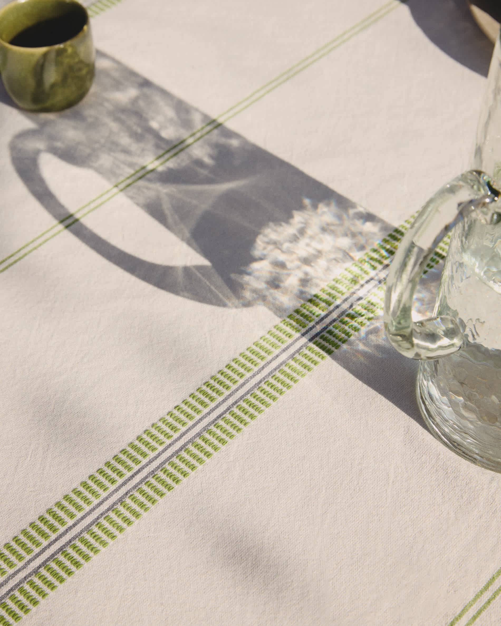 Todila green striped 100% cotton tablecloth 170 x 170cm
