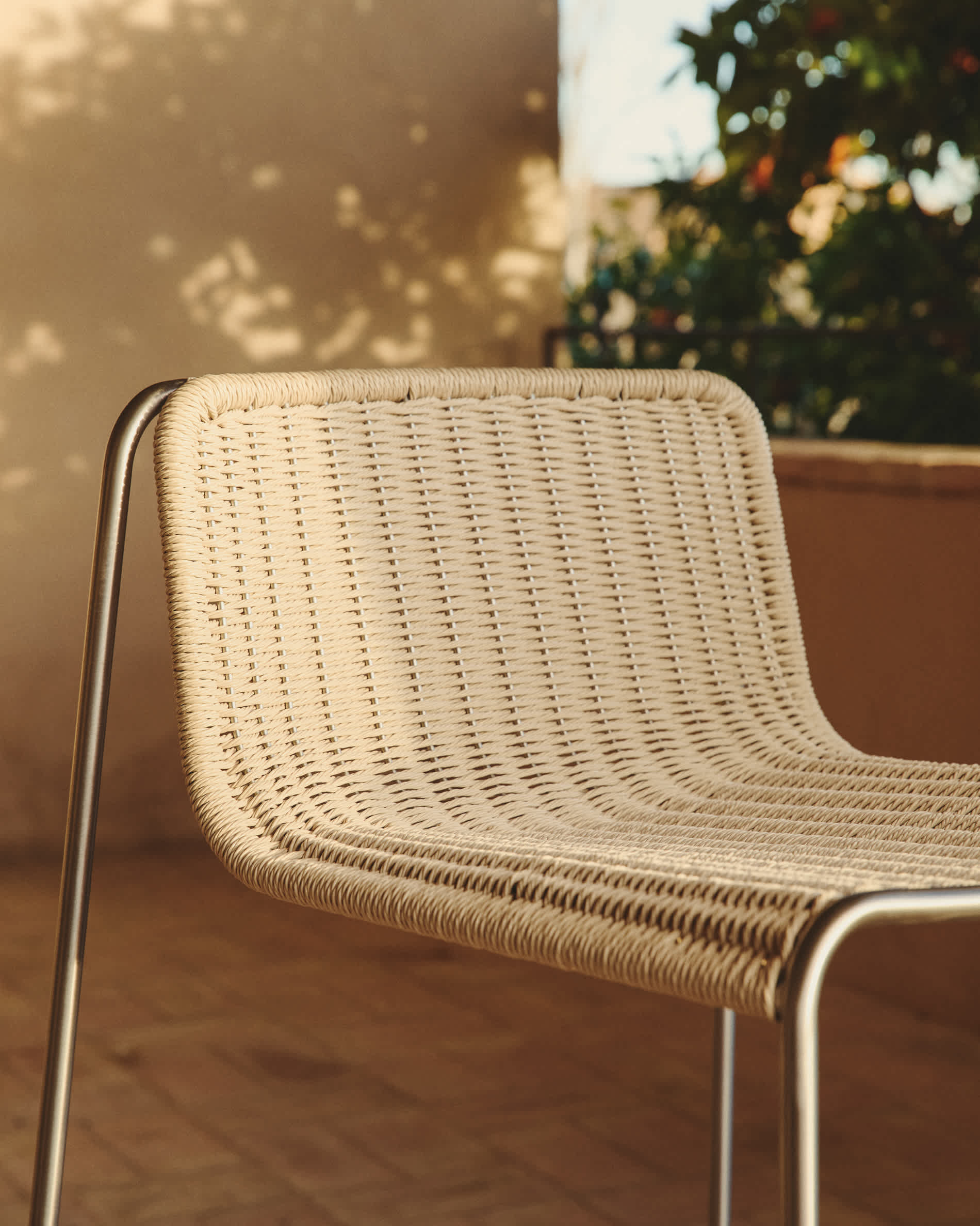 Tavari stackable stool in beige synthetic rope cord and AISI 304 stainless steel with brushed finish 75 cm