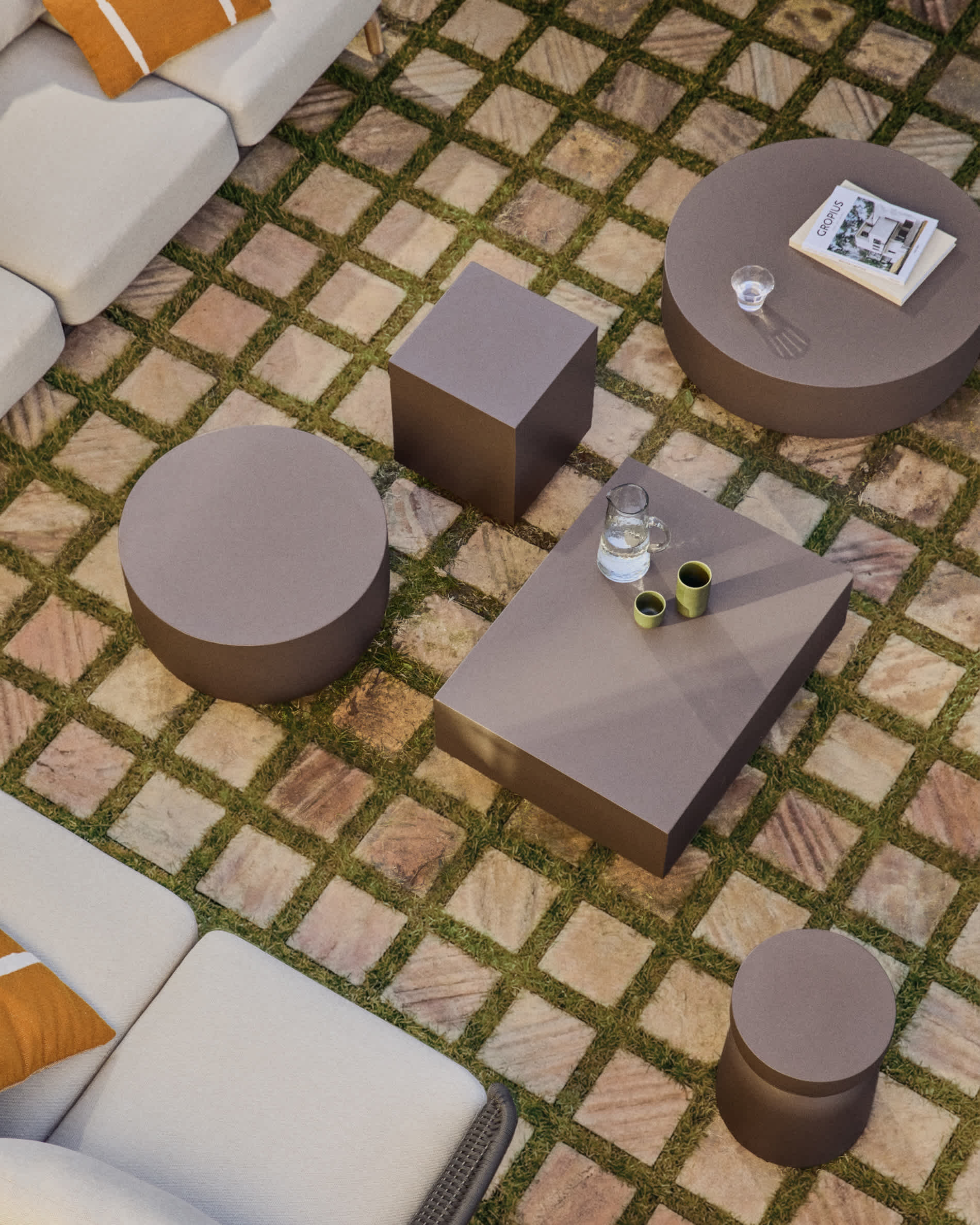 Rustella side table in brown concrete 35 x 35cm