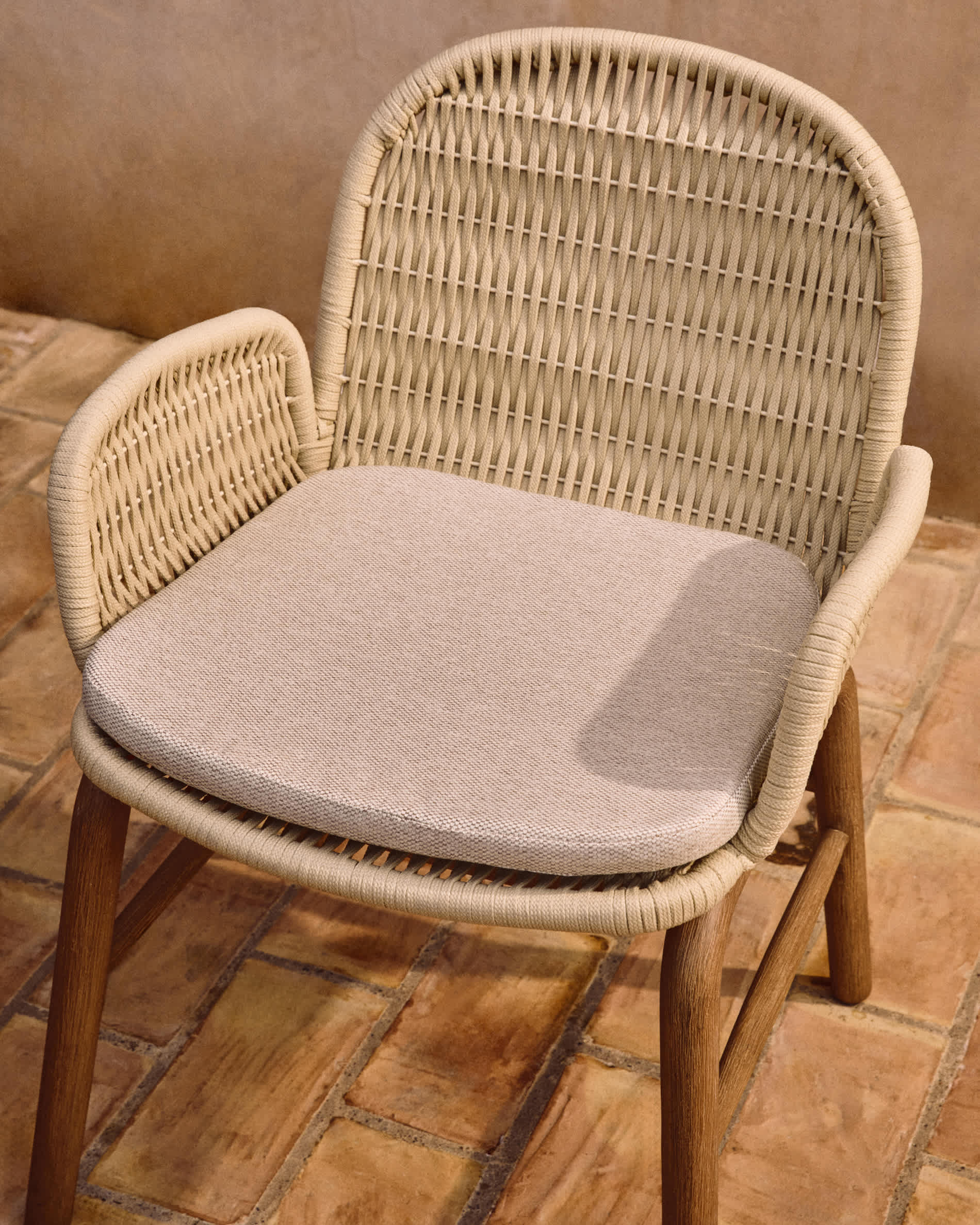 Alipa chair ecru cushion 44 x 47 cm