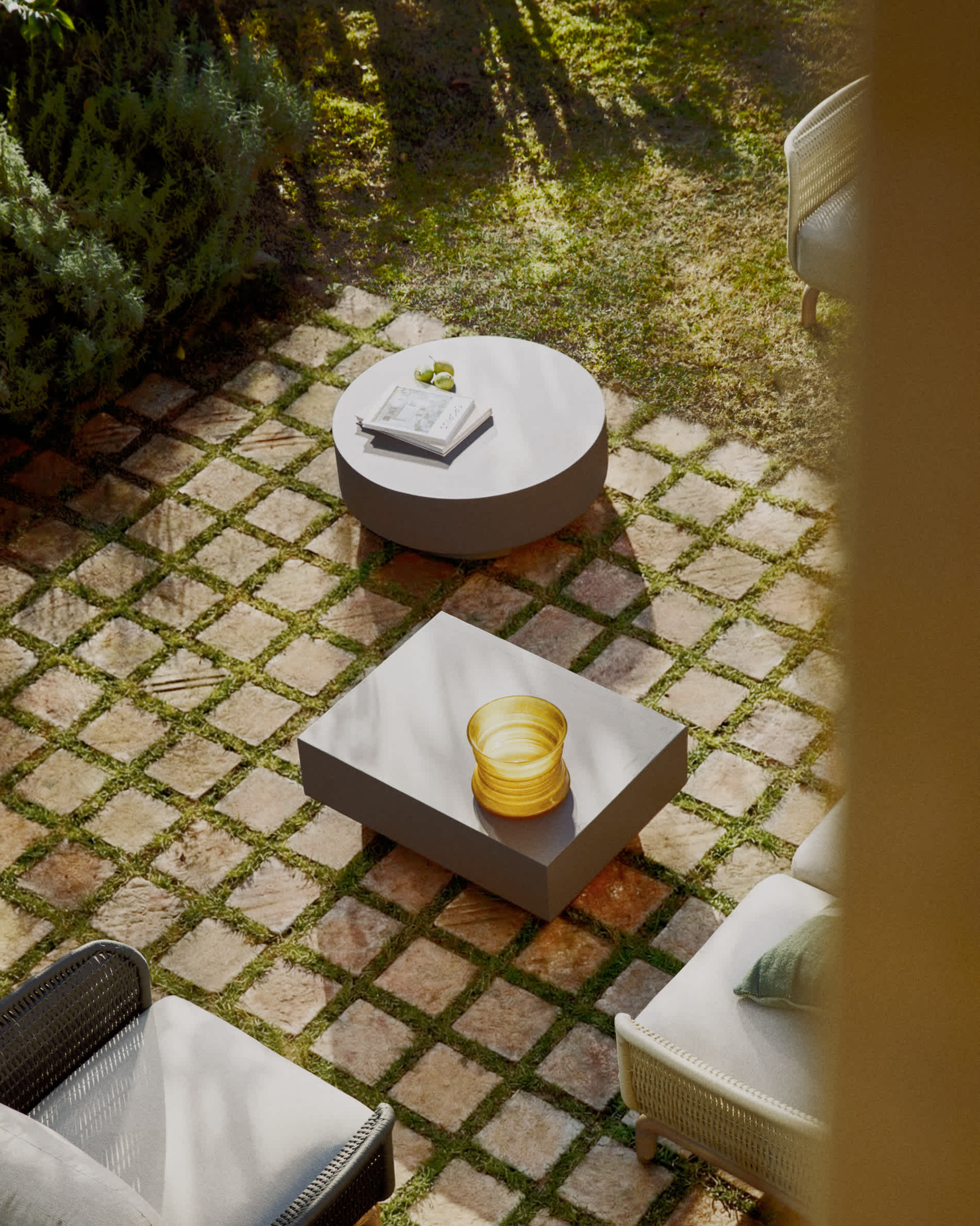 Garbet coffee table in brown concrete Ø 80cm