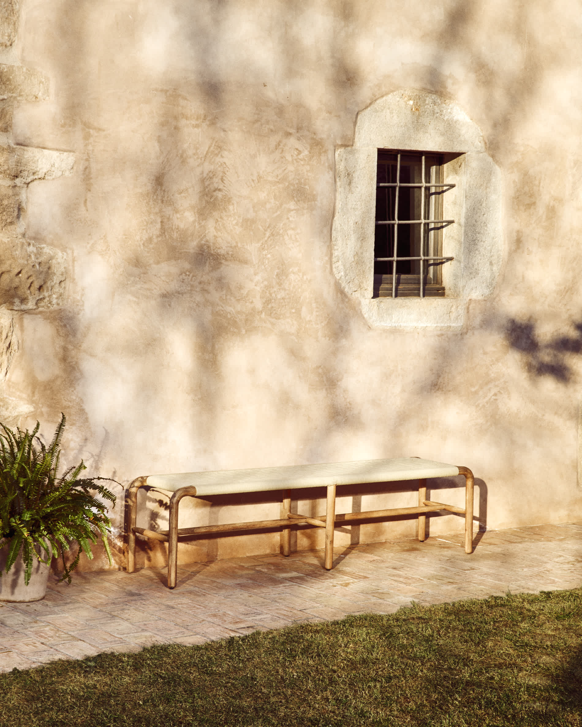 Alipa bench in FSC 100% solid acacia wood and ecru rope cord 180 cm