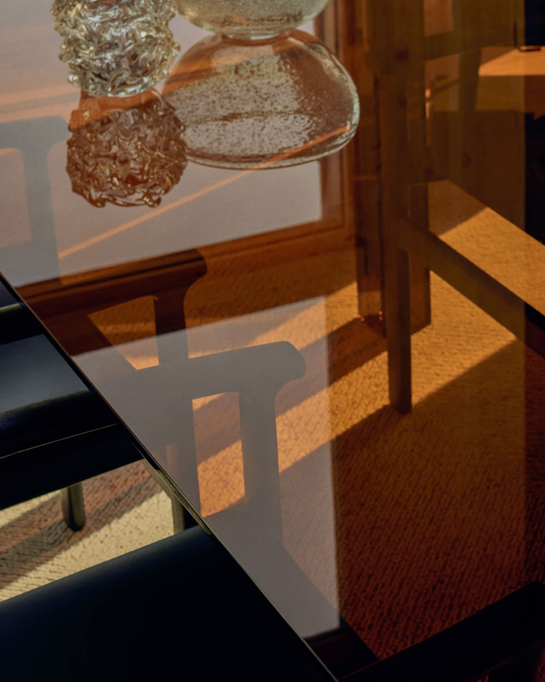 Adularia table in brown tempered glass 200 x 100cm