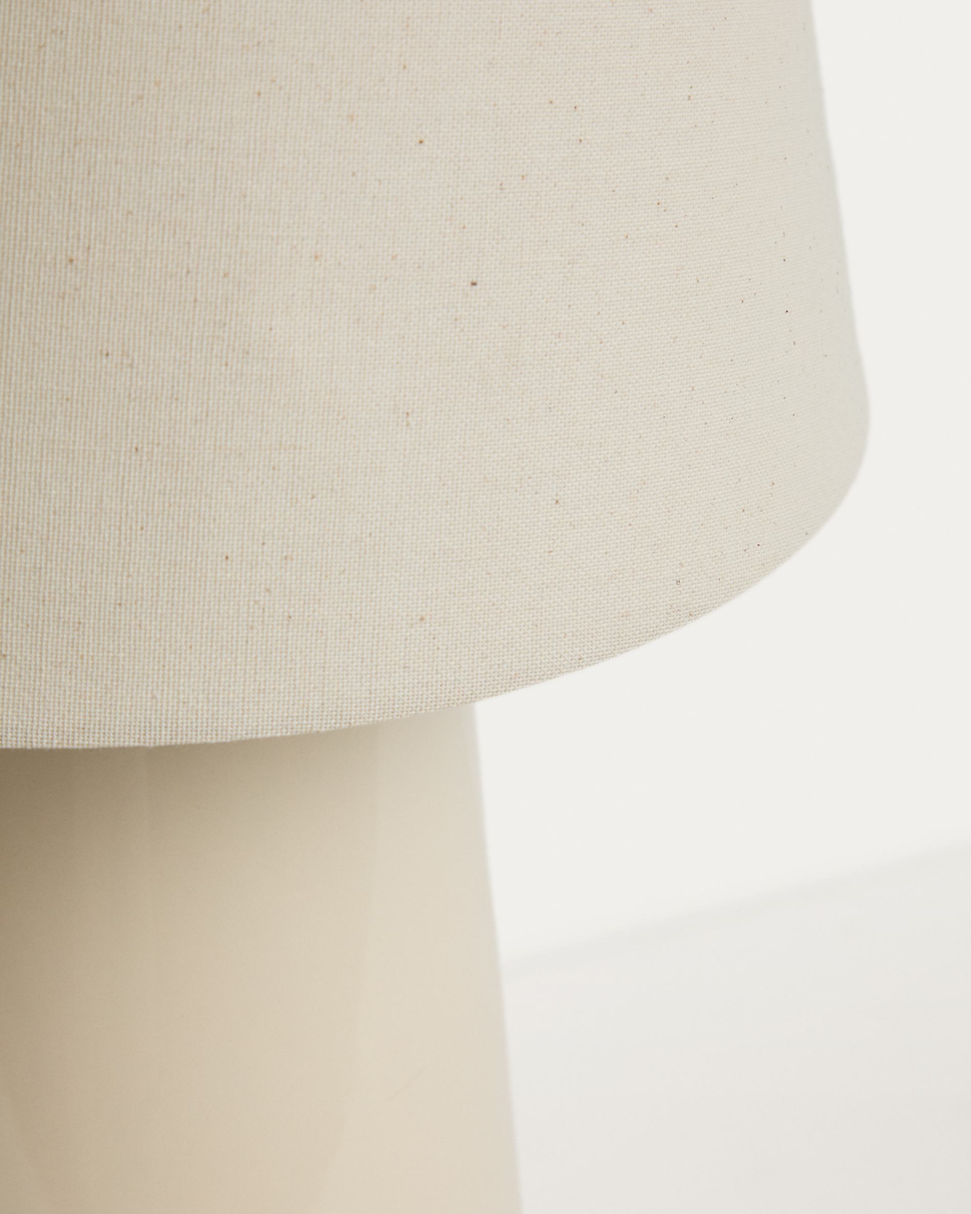 Odra table lamp in ecru ceramic with glossy finish