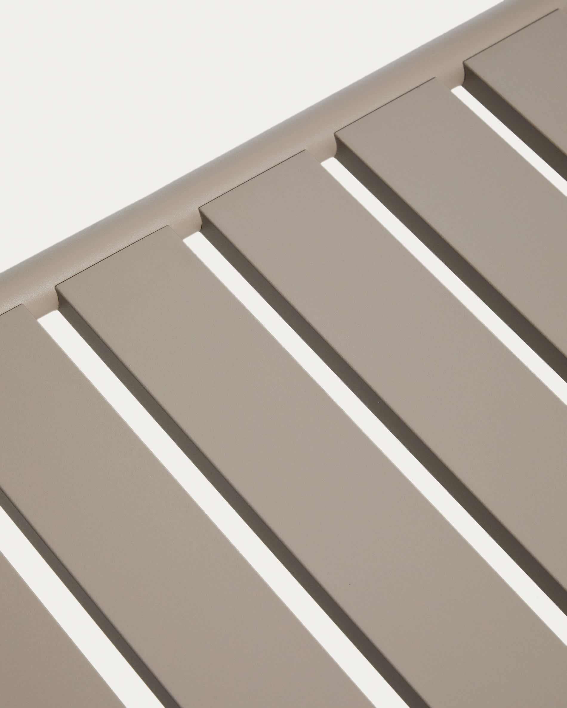 Joncols outdoor coffee table in aluminium with taupe painted finish Ø 113 x 65cm